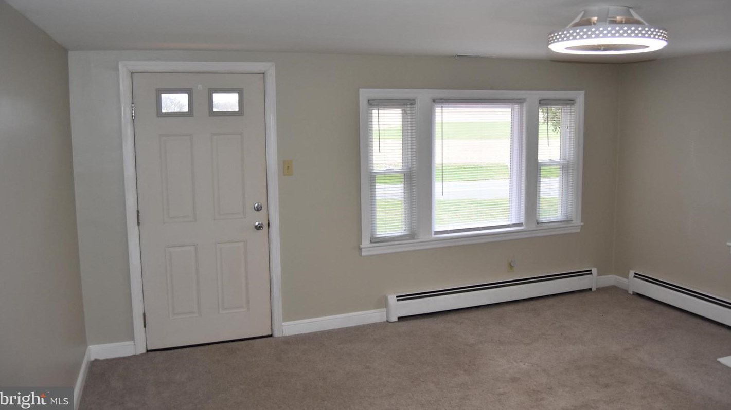 11021 Winterstown Rd, Red Lion, PA 17356