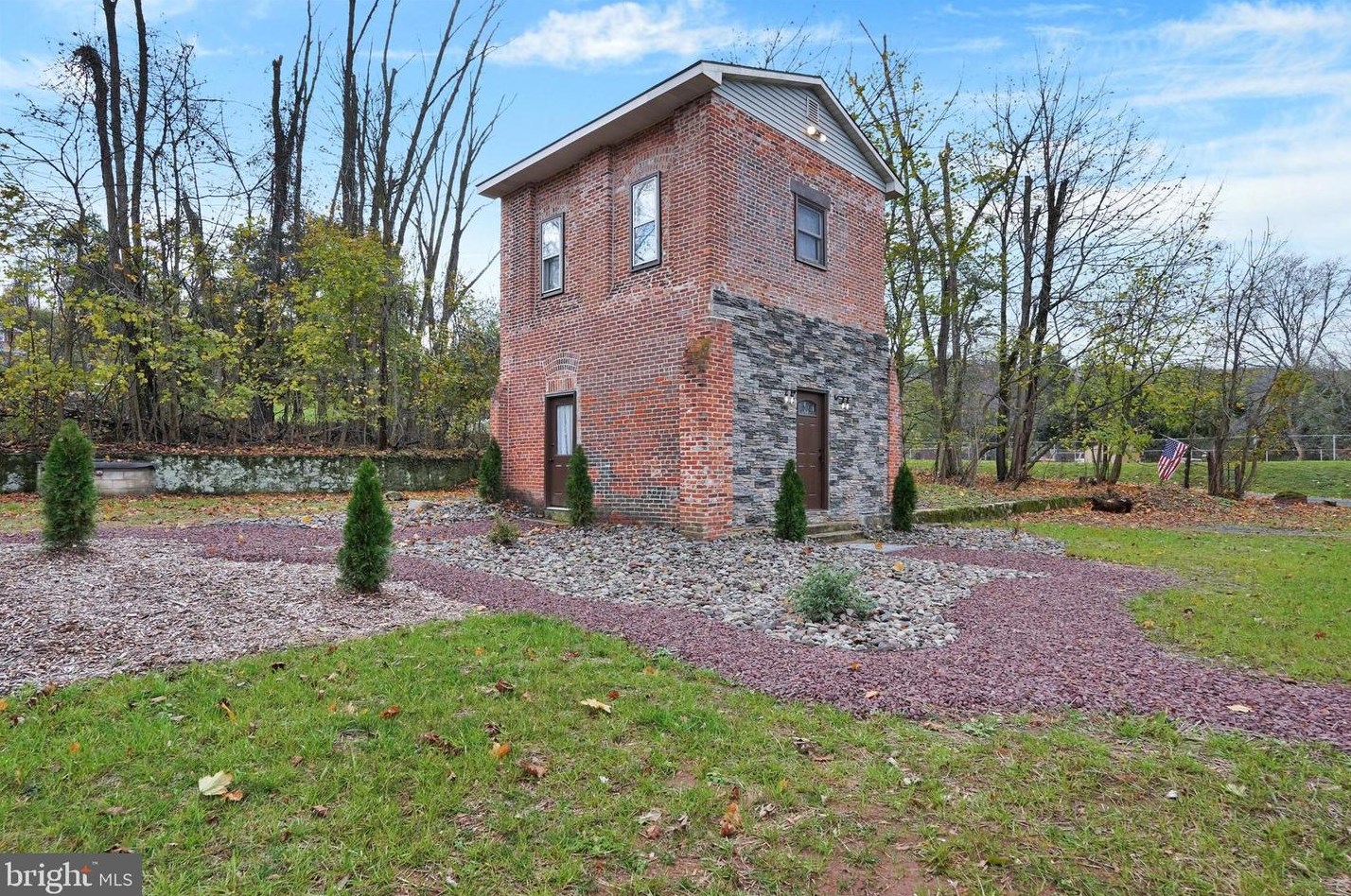 479 River Rd, York Haven, PA 17370