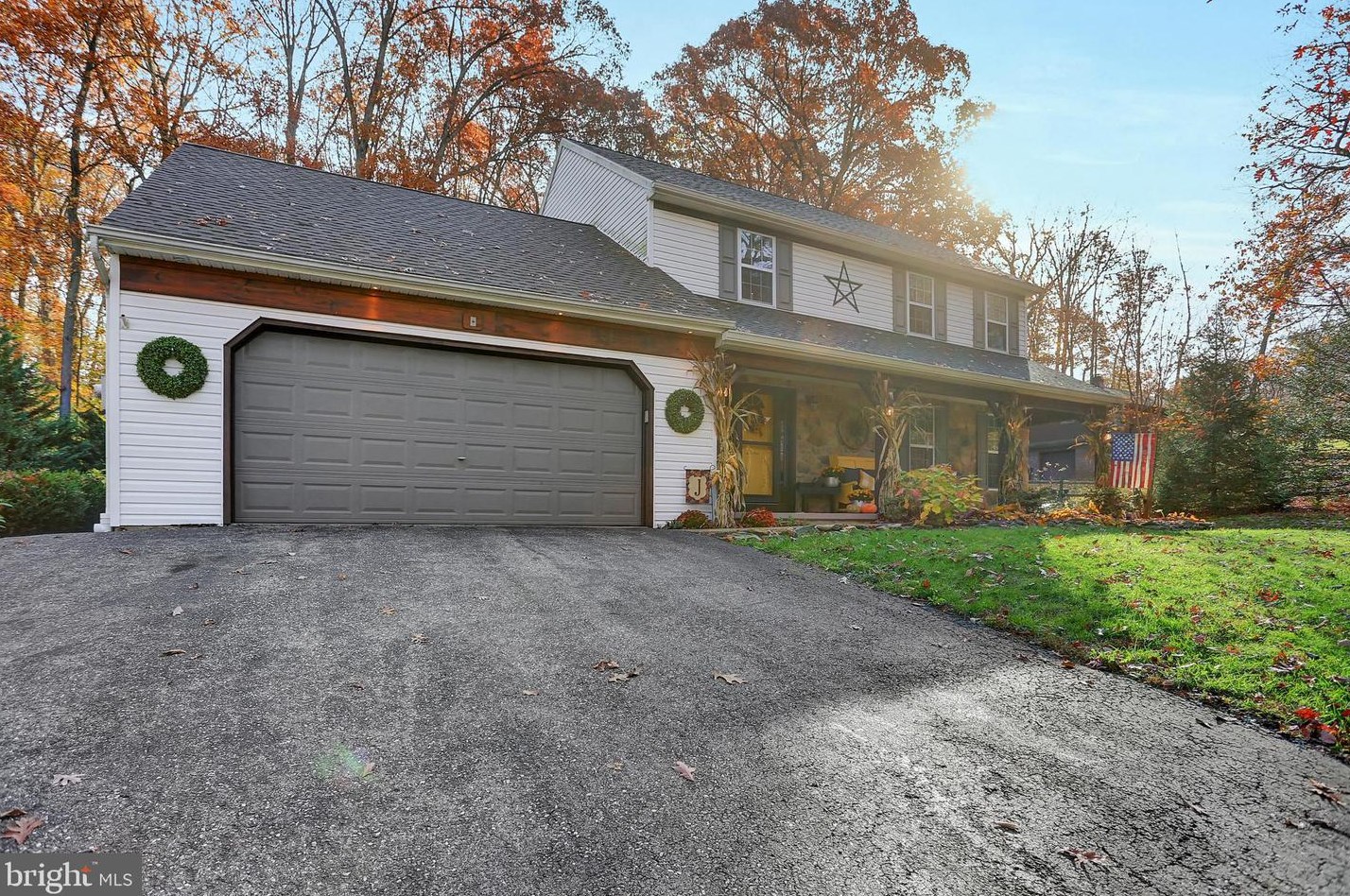 75 Lewis Rd, Bittersville, PA 17366-8410