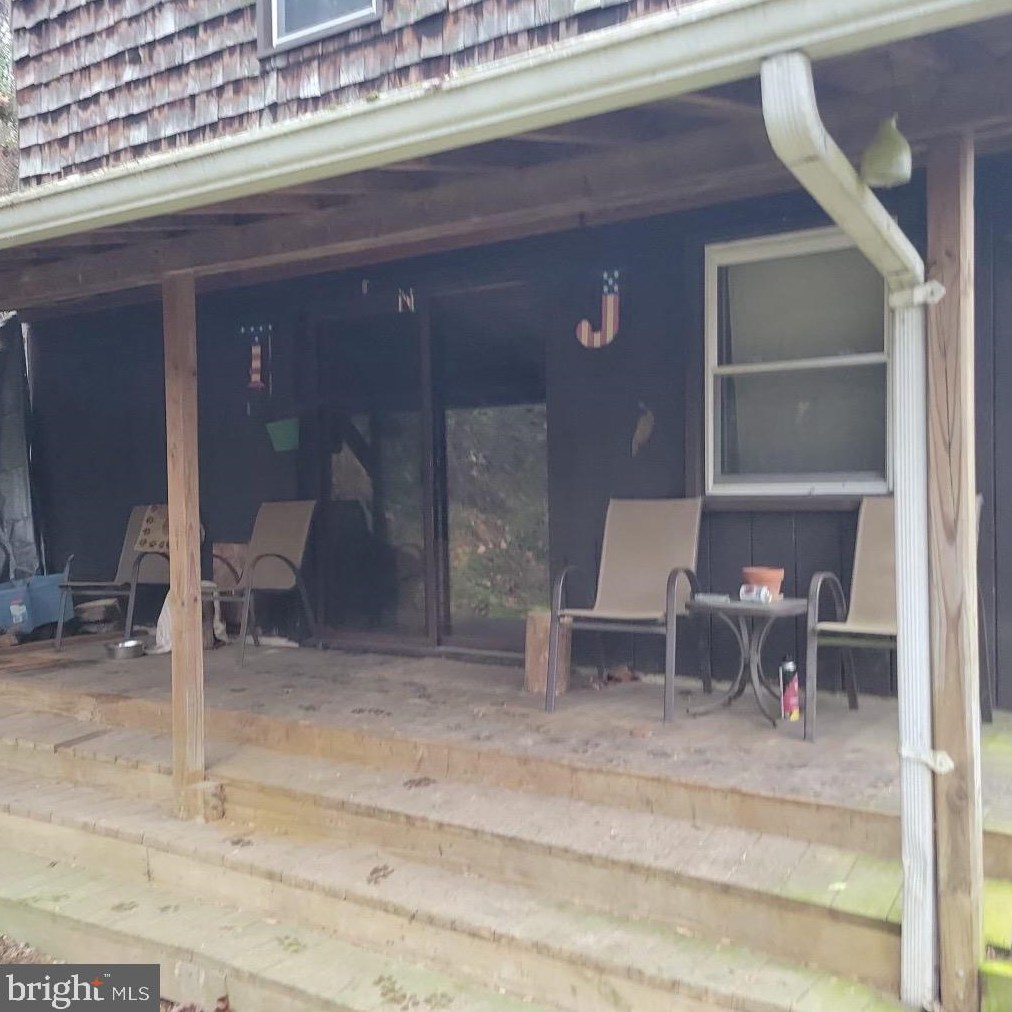 849 Conewago Creek Rd, Strinestown, PA 17345