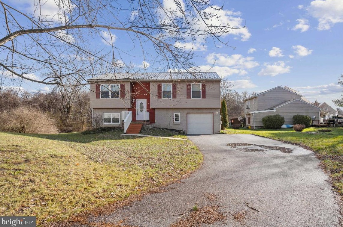 30 Mohawk Ct, York Haven, PA 17370