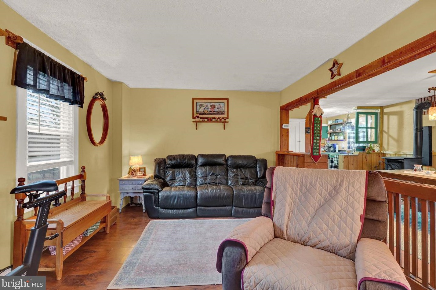 801 Old Commons Rd, Bittersville, PA 17366-9144