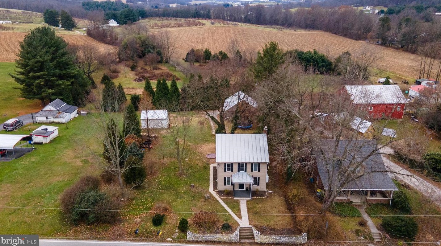 5761 Church St, Hametown, PA 17327-8839