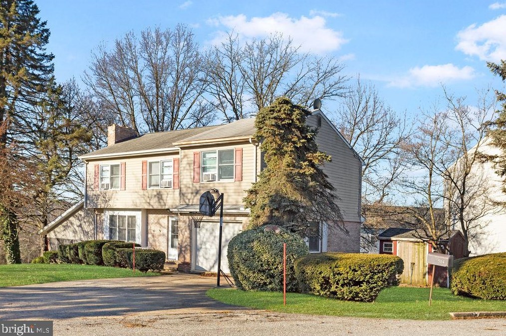 504 Western Ave, Red Lion, PA 17356