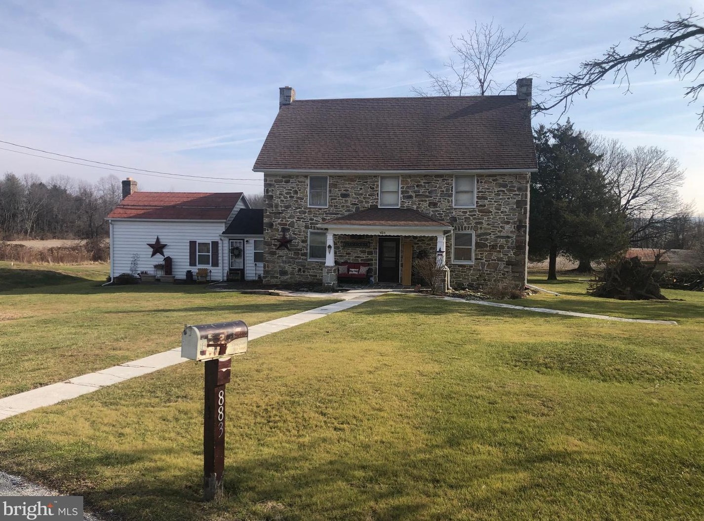 883 Rockville Rd, Spring Grove, PA 17362-8862