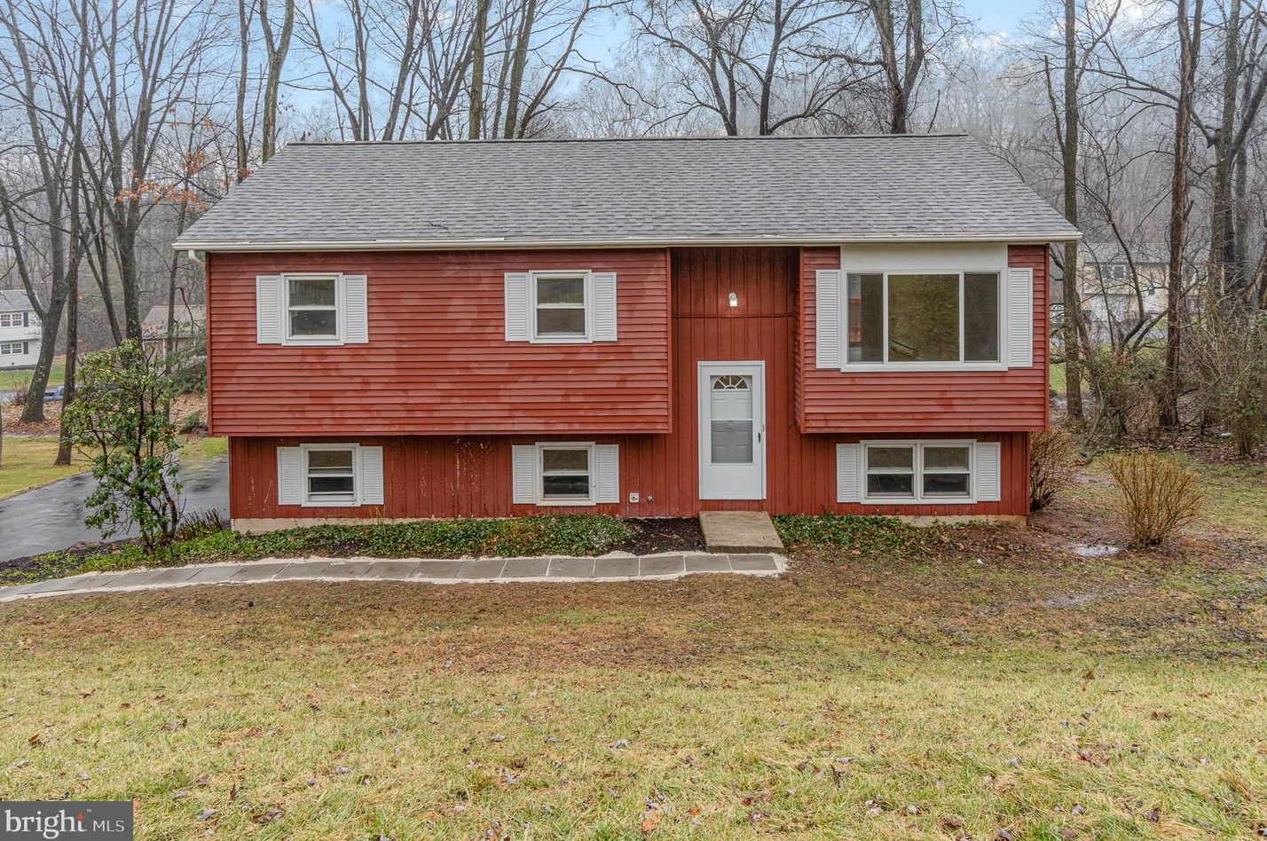 70 Black Walnut Dr, Etters, PA 17319