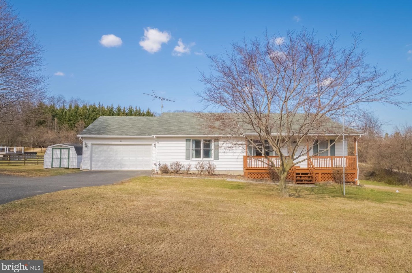 861 Bridgeton Rd, Fawn Grove, PA 17321-9334