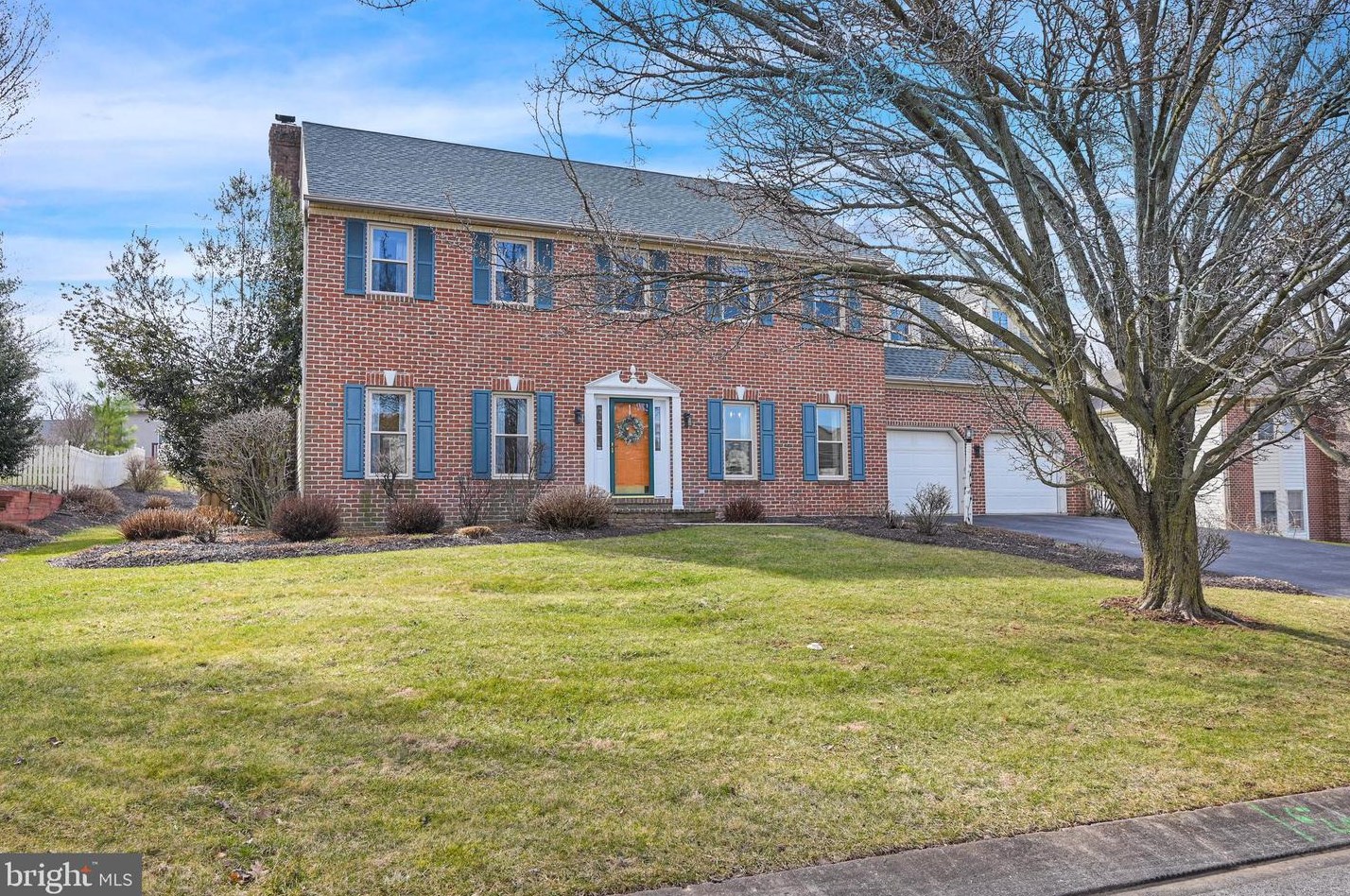 2714 Primrose Ln, York, PA 17402