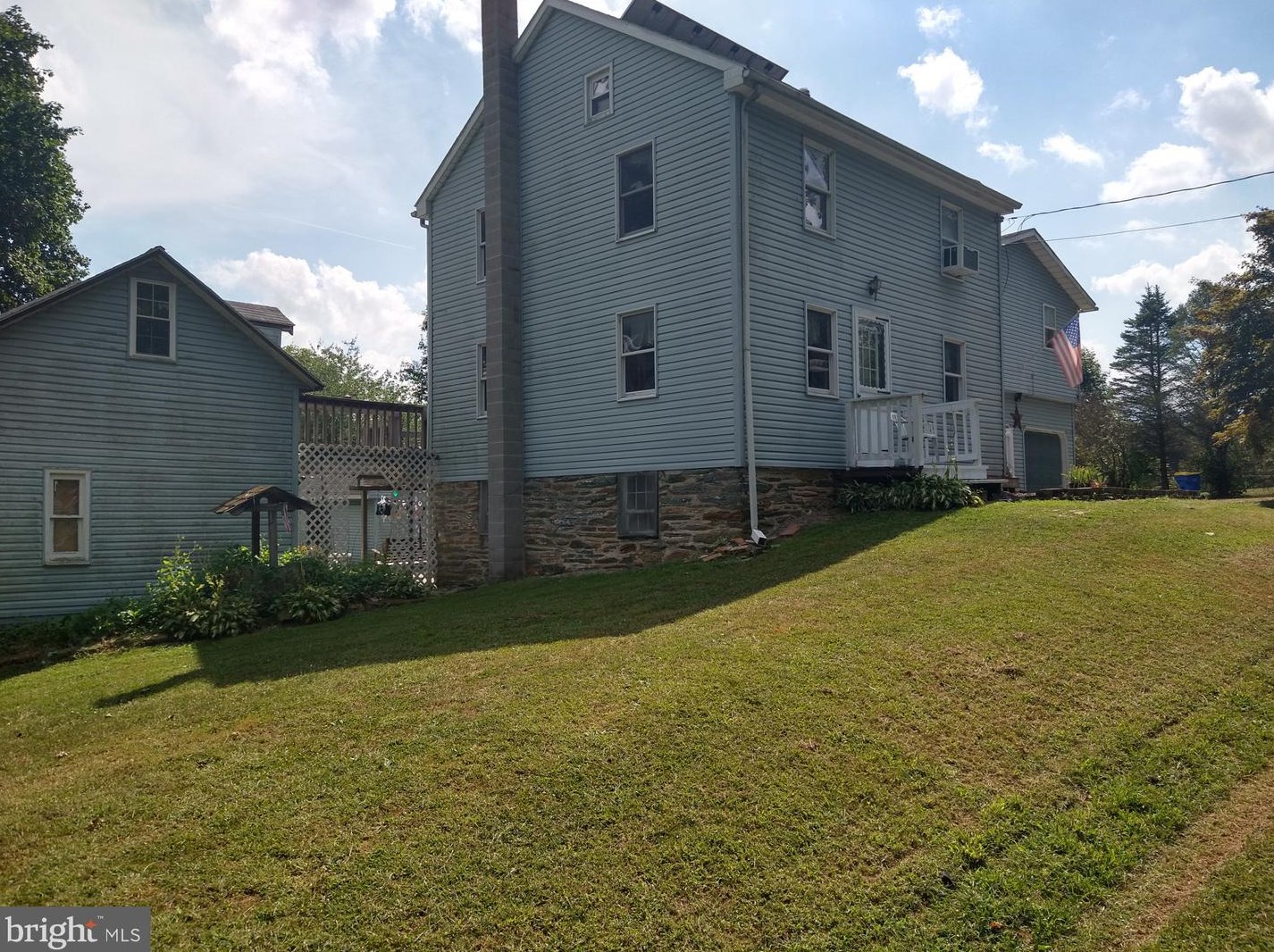 3200 Pine Tree Rd, Spring Grove, PA 17362