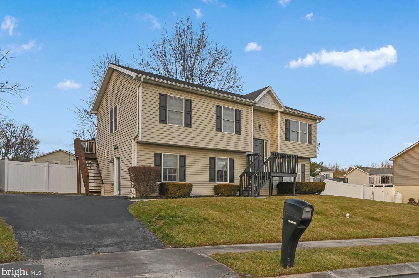 25 Susquehannock Dr, York Haven, PA 17370
