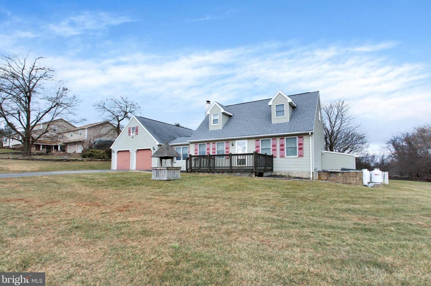445 Burkholder Rd, Red Lion, PA 17356