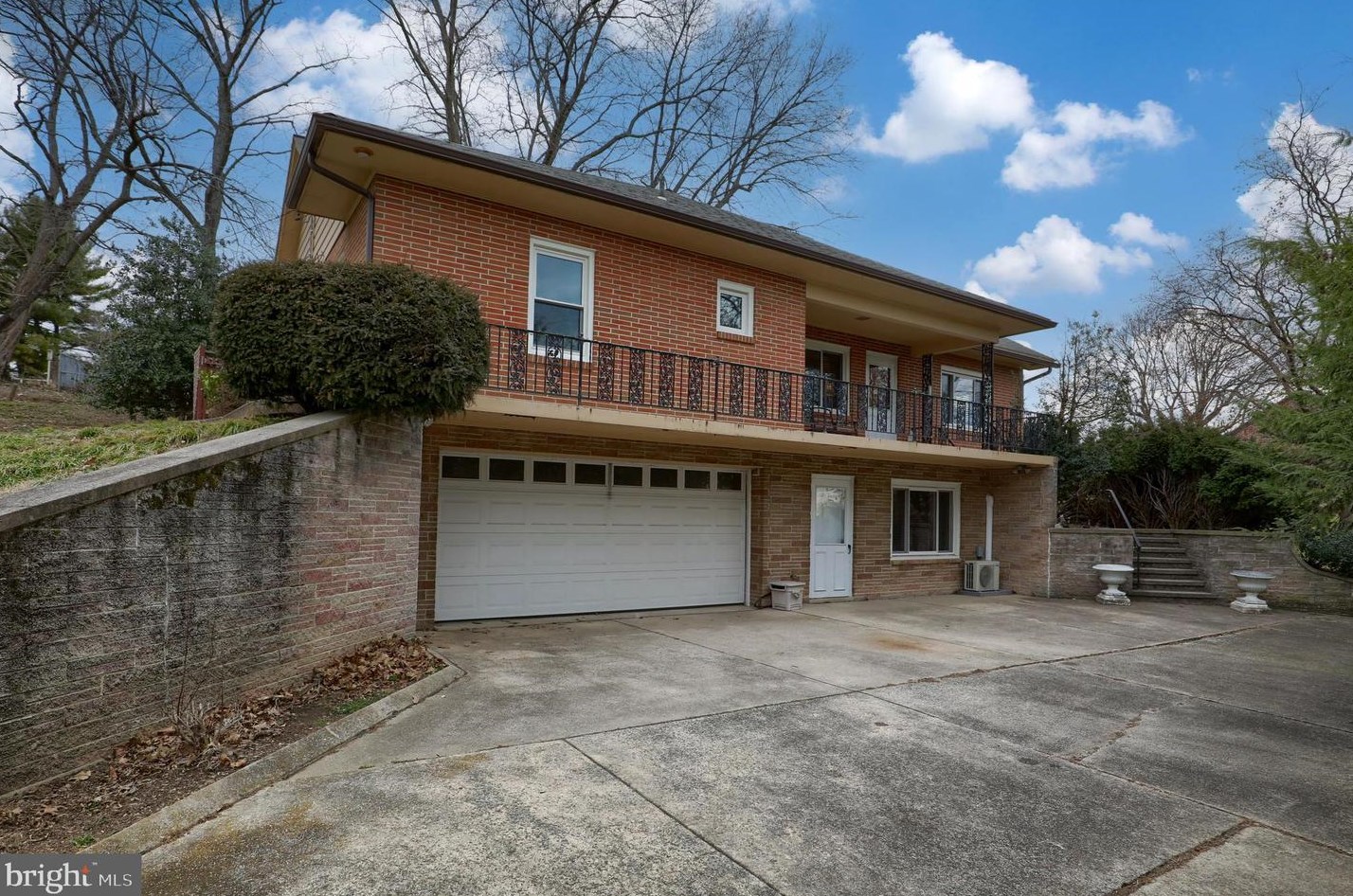 350 Vine St, Longlevel, PA 17368