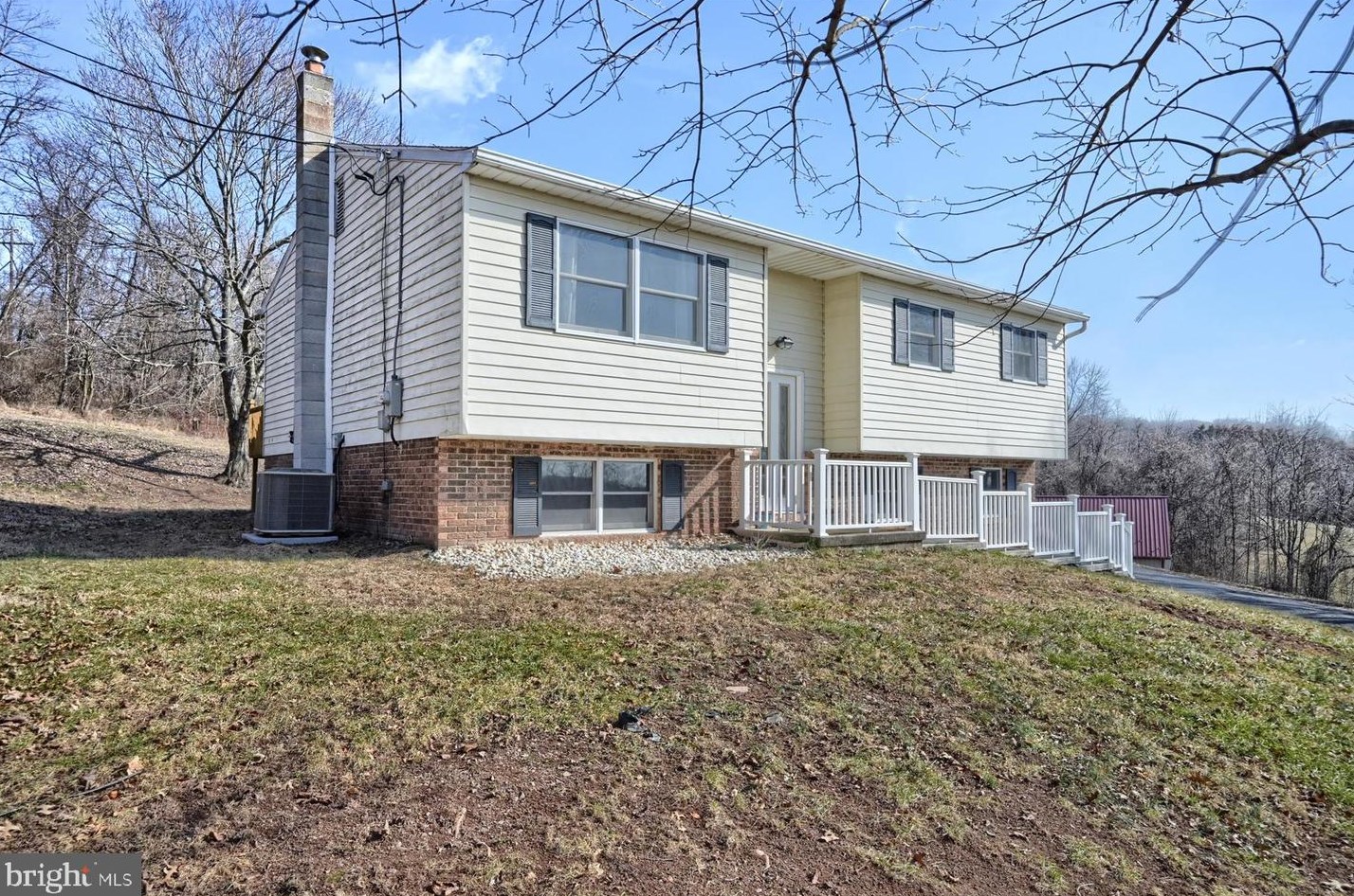 1765 County Line Rd, York Springs, PA 17372