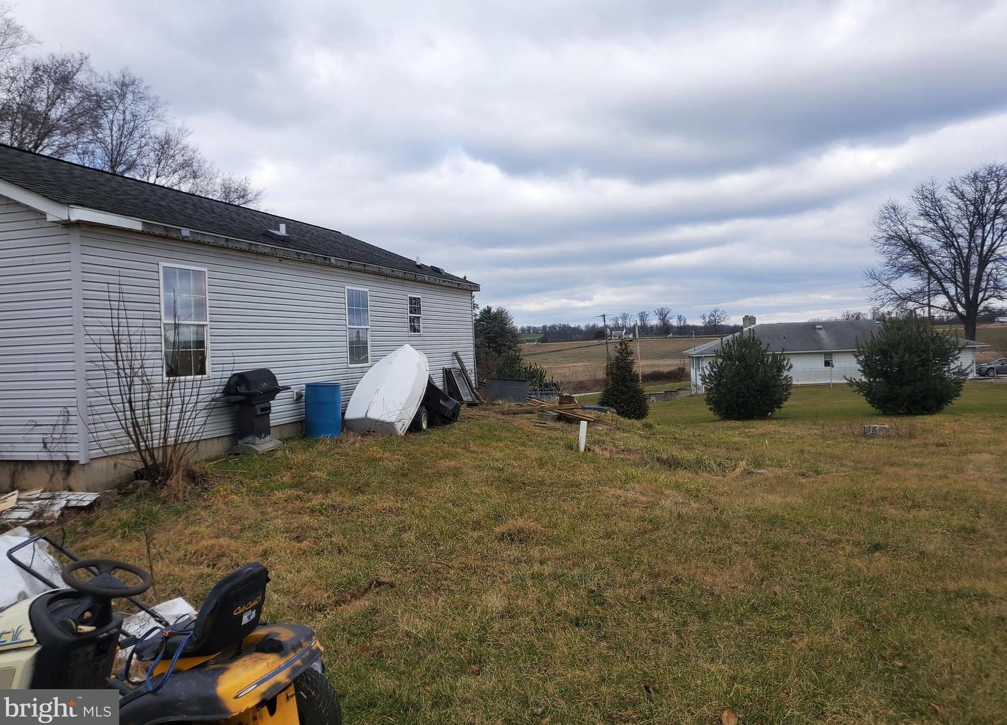 23 Massa Dr, Bittersville, PA 17366-8448
