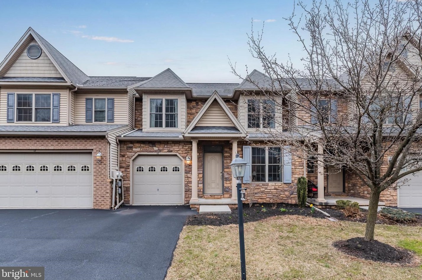 16 Kingswood Dr, Alpine, PA 17339