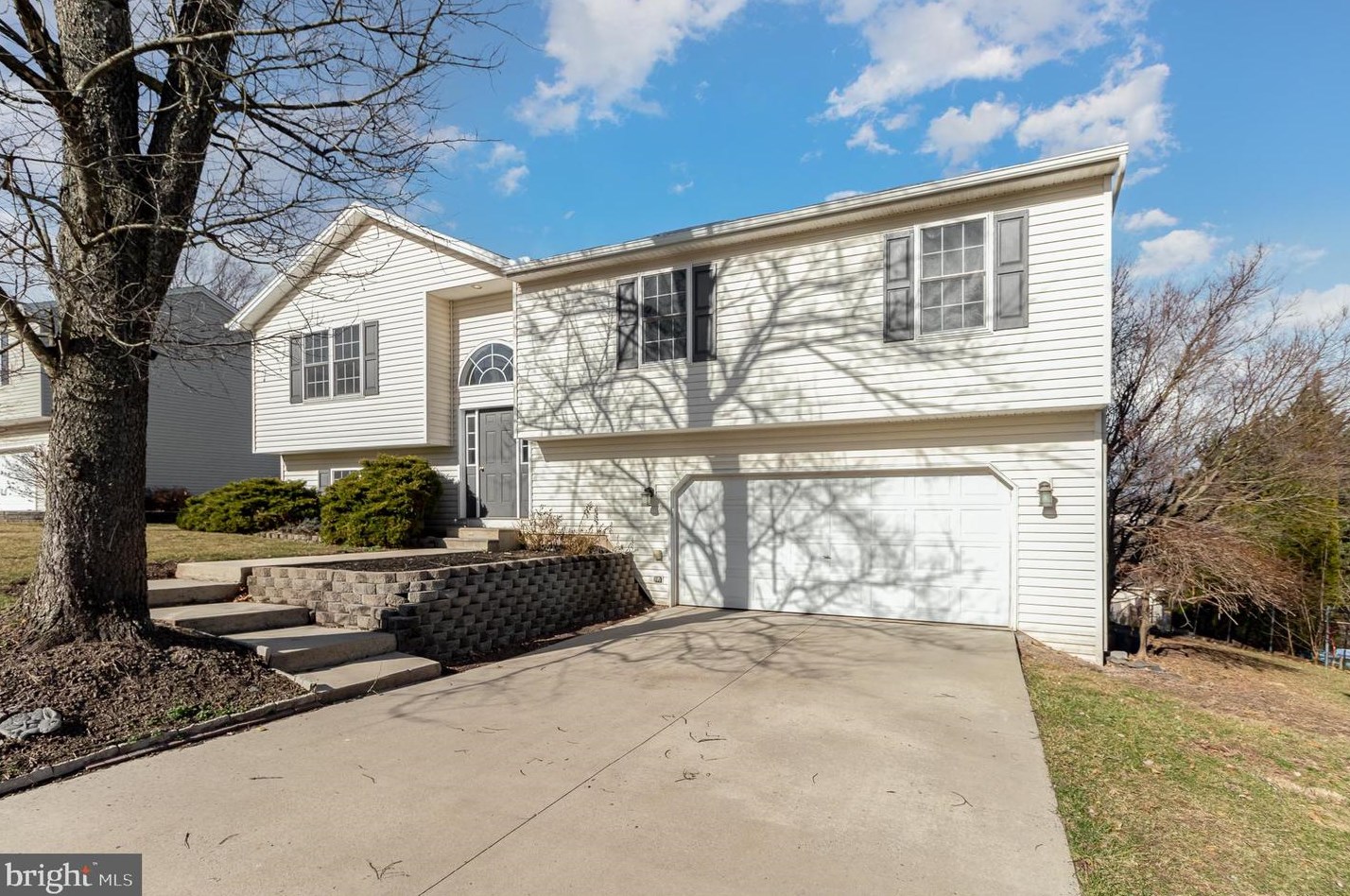 235 Reeser Dr, York Haven, PA 17370