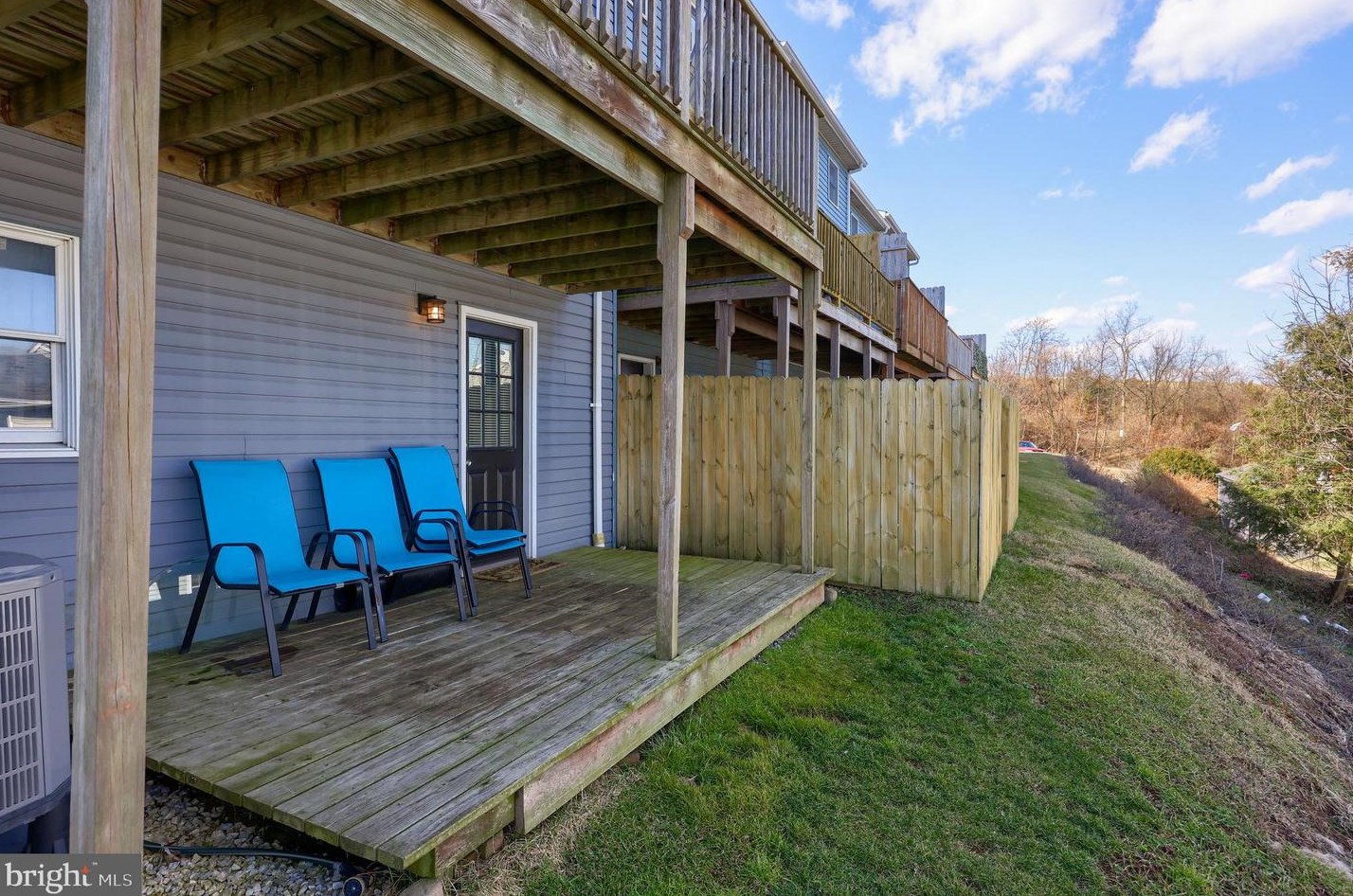 10 Bill Dugan Dr, Etters, PA 17319
