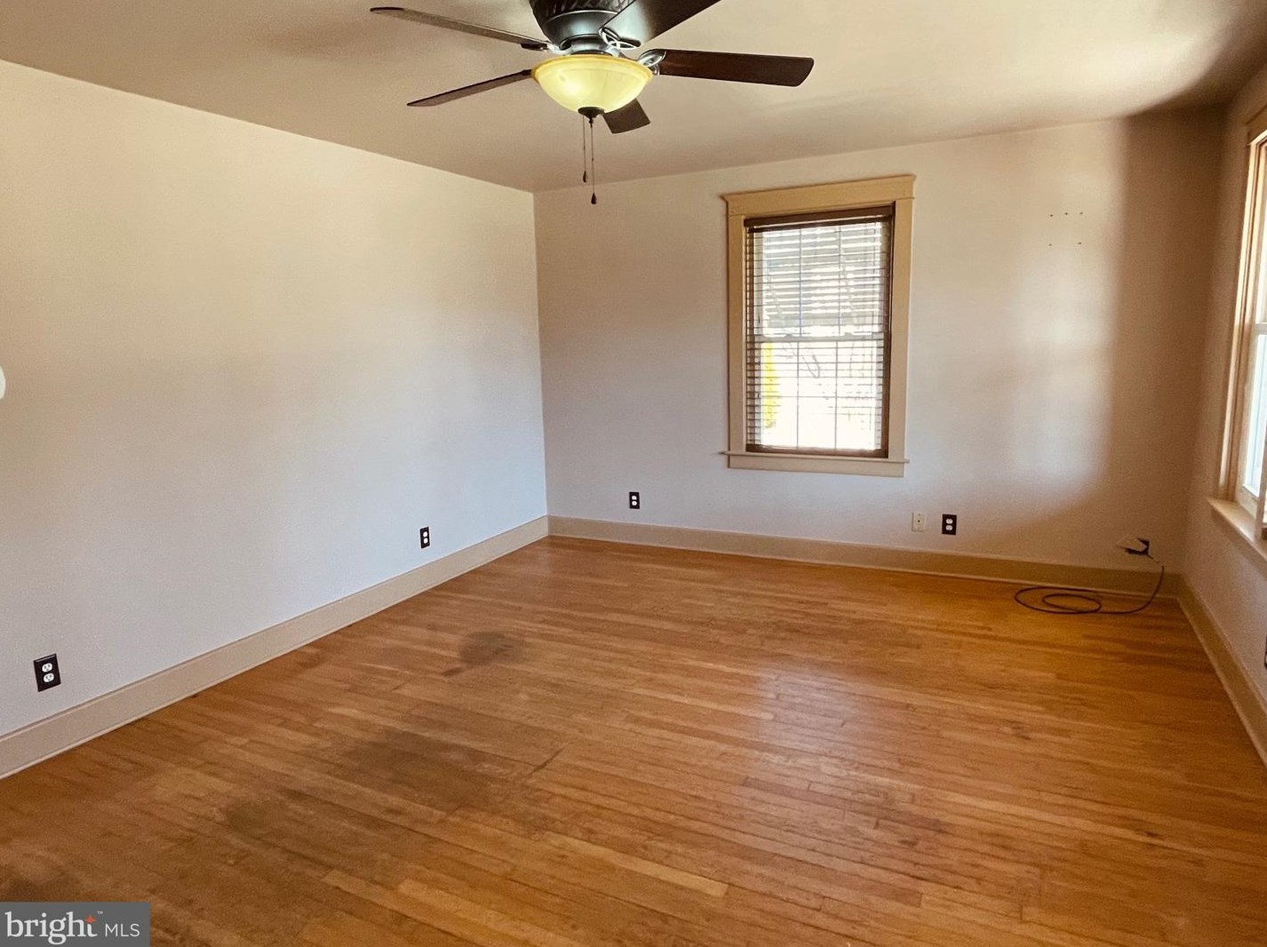 115 W Elm Ave, Hanover, PA 17331