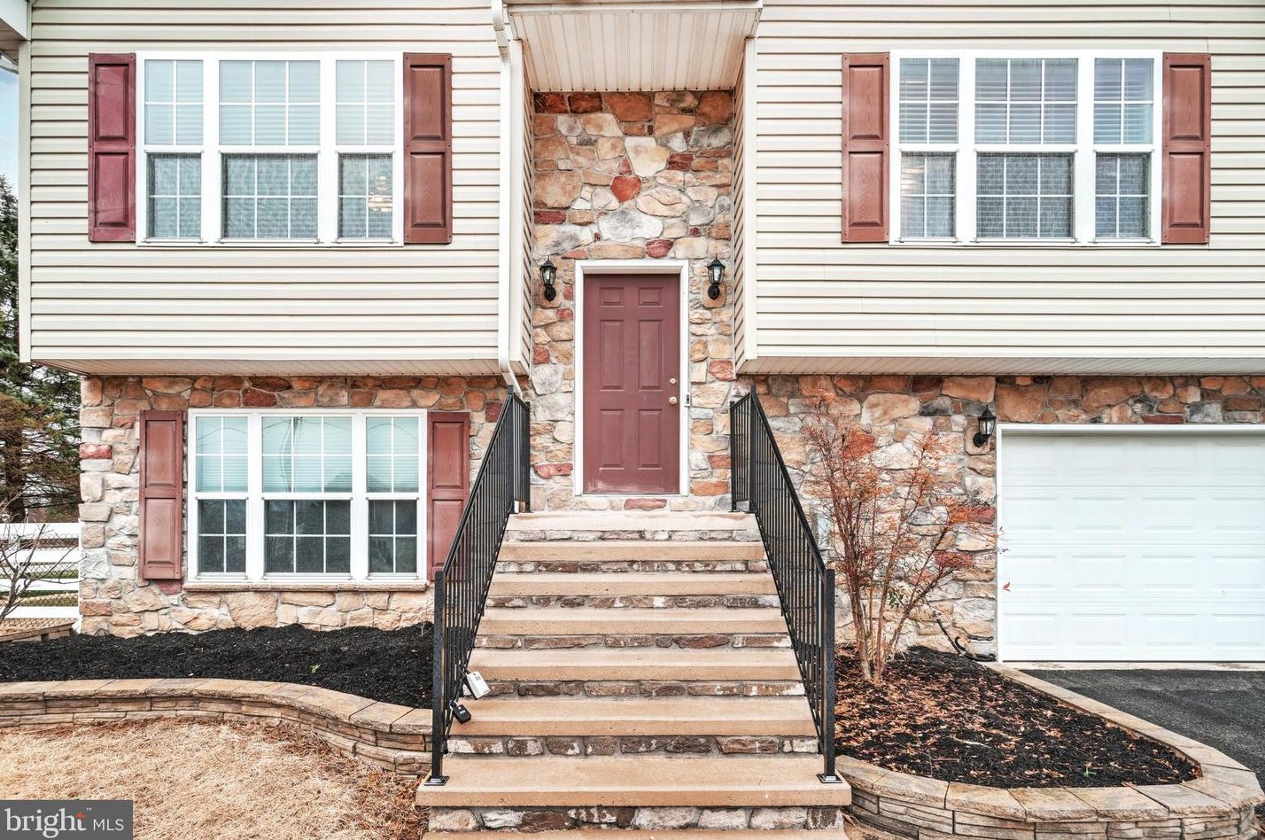 427 Sechrist Flat Rd, Cross Roads, PA 17322
