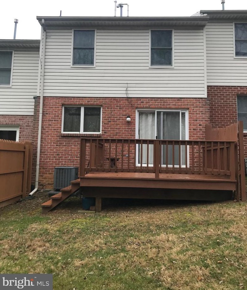 60 Hunters Run Ct #60, Red Lion, PA 17356