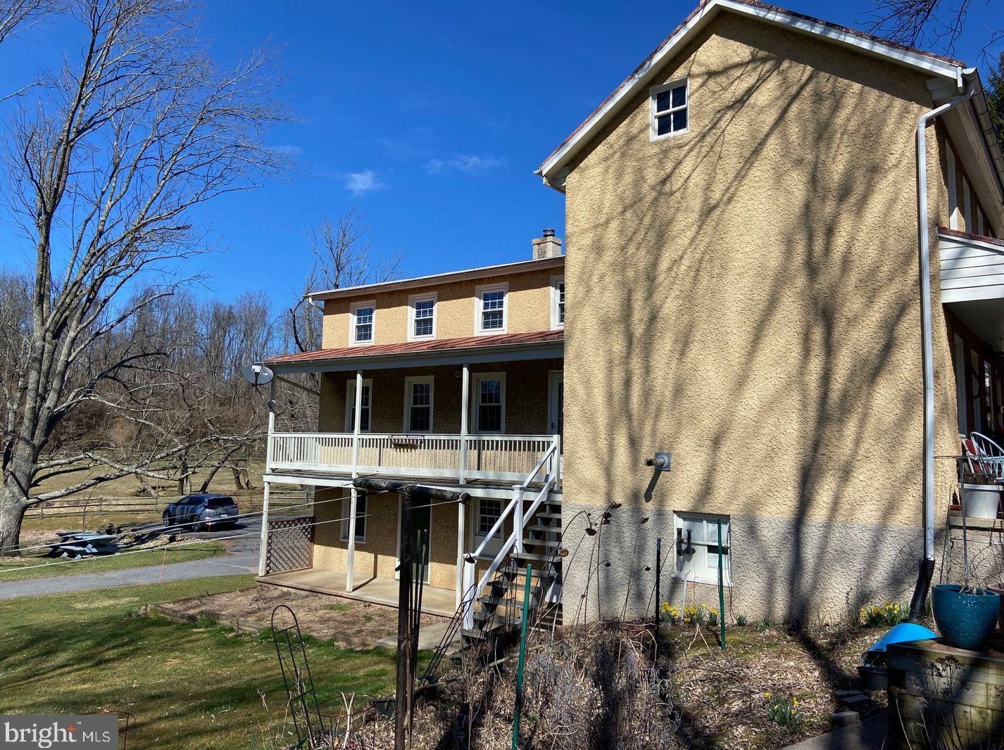 1646 Valley Rd #b, Hametown, PA 17327