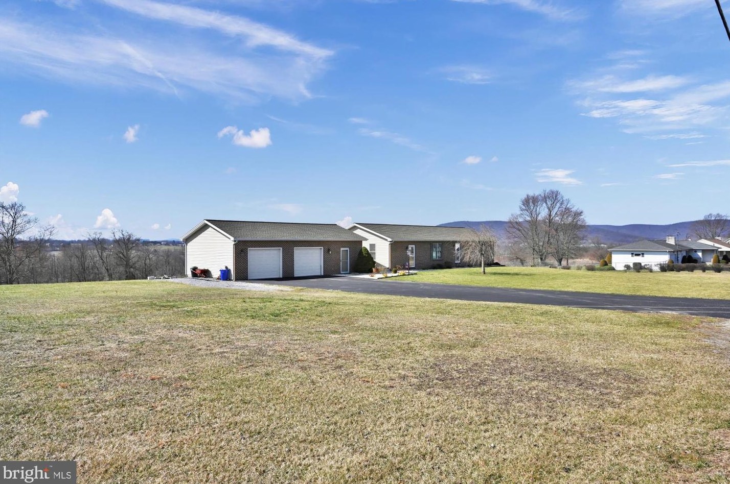46 Carlisle Rd, Siddonsburg, PA 17019