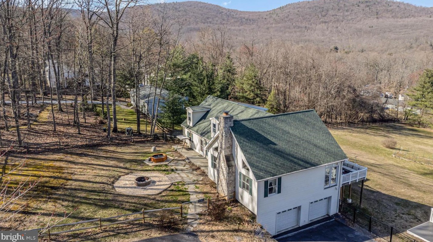 42 Chain Saw Rd, Siddonsburg, PA 17019