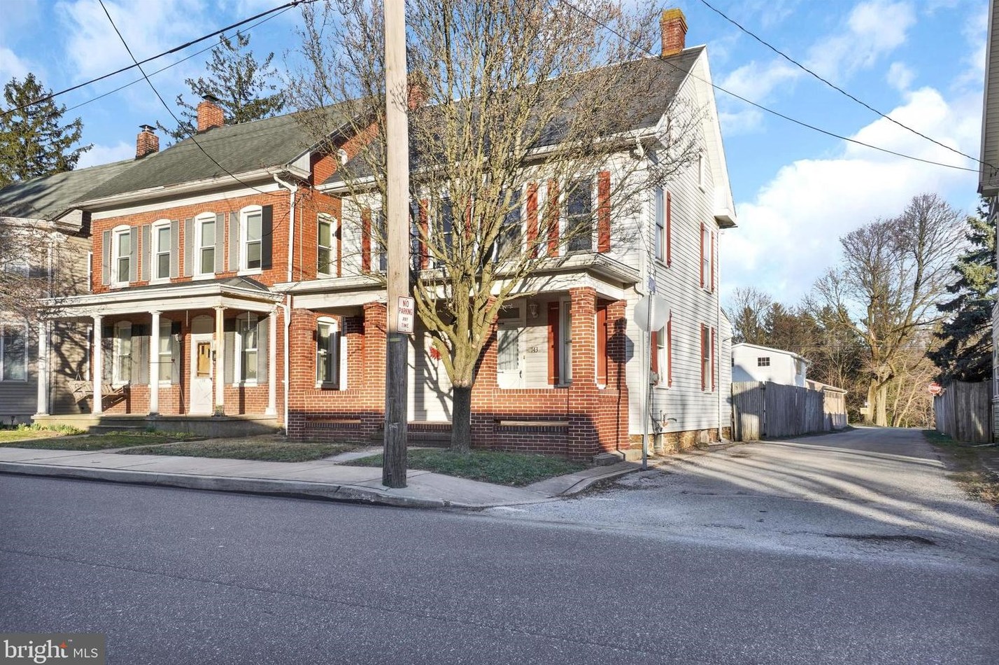 143 S Pleasant Ave, Yoe, PA 17313