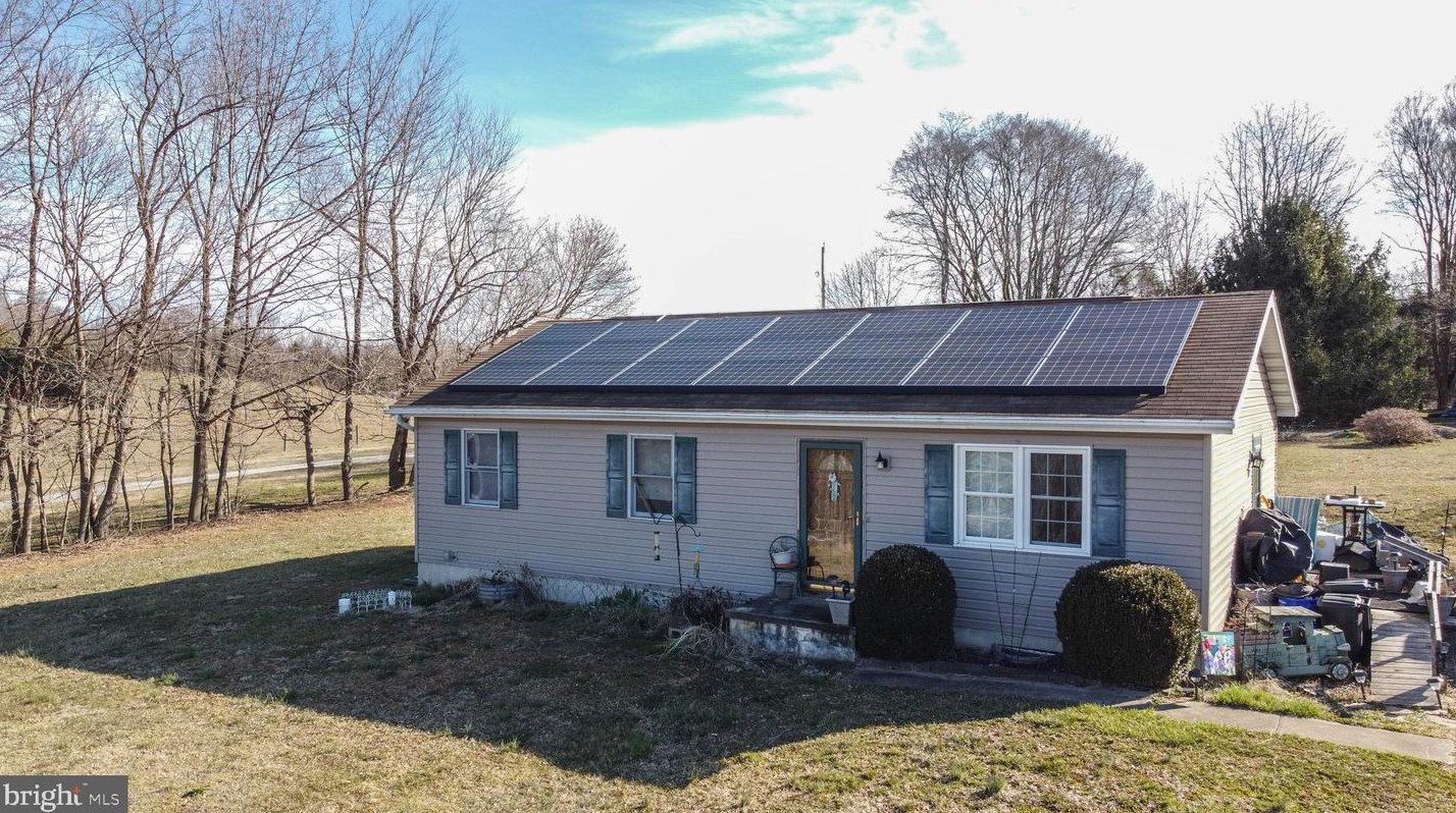 907 Richmond Rd, Bittersville, PA 17366-8494