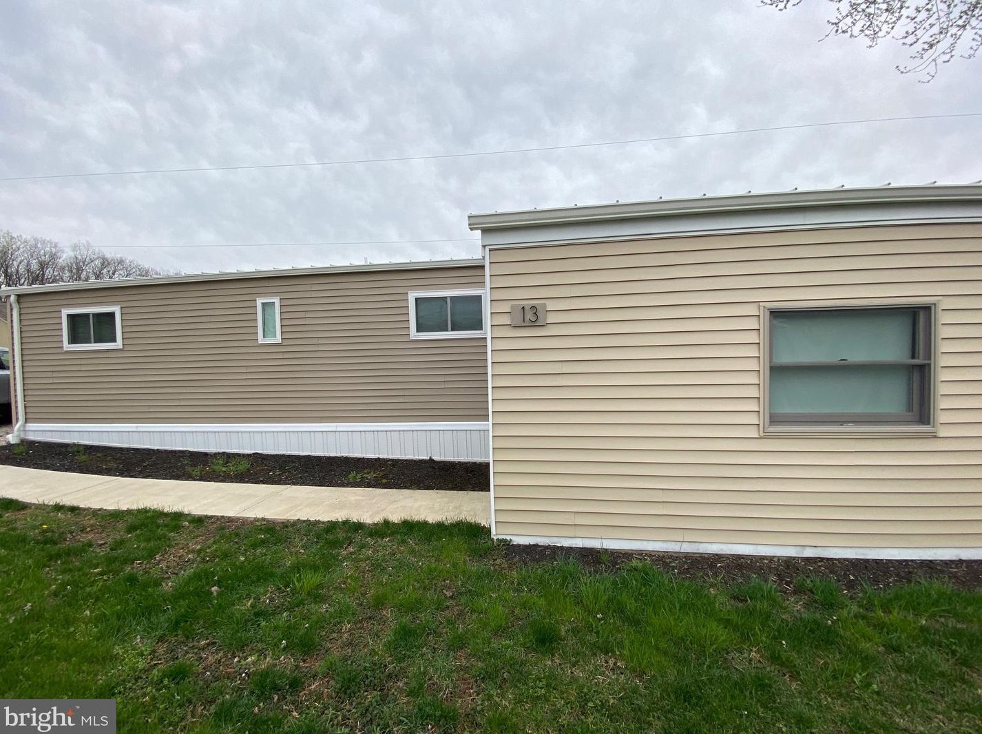 450 Ridge Rd Trlr 13, Etters, PA 17319