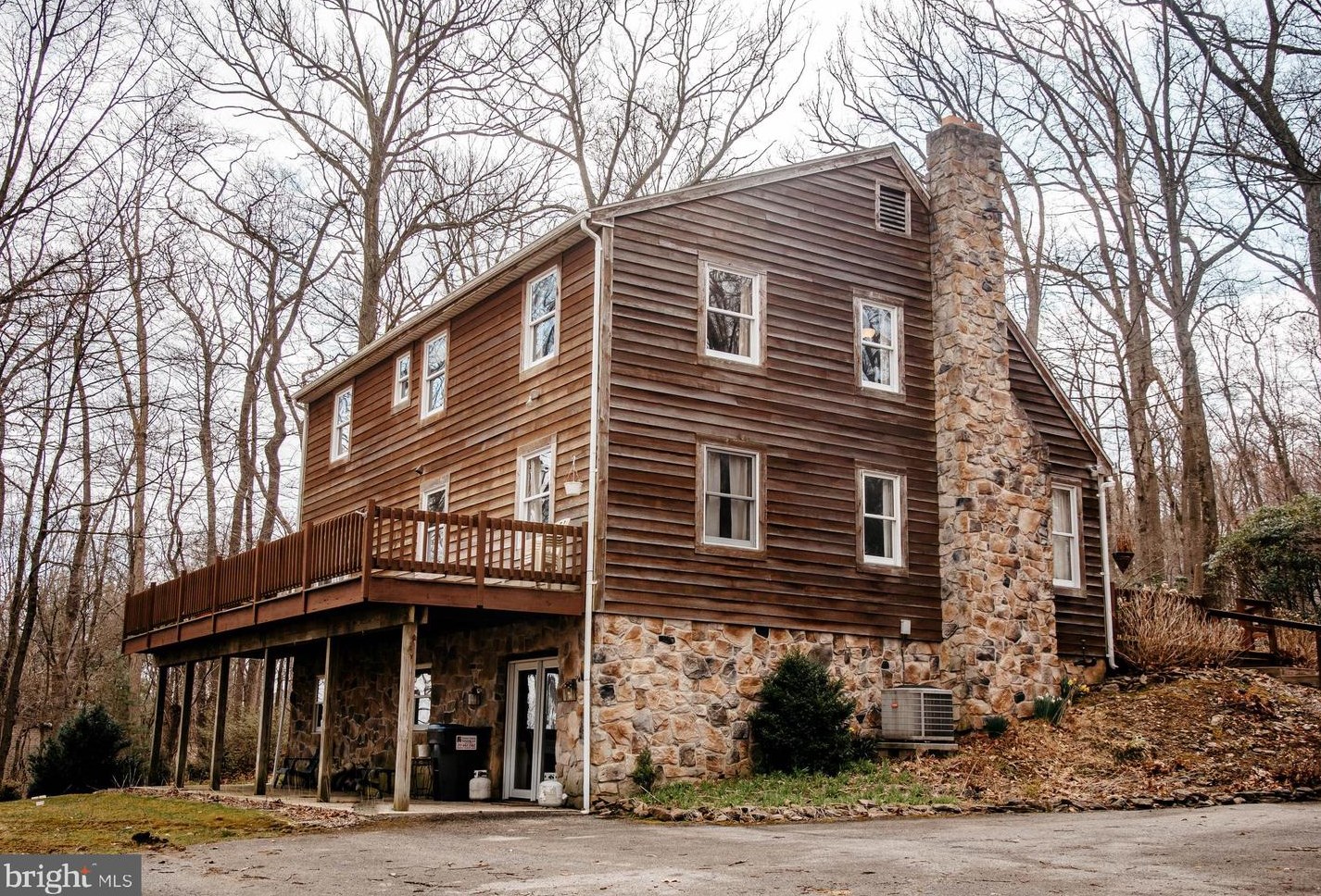 702 Deer Rd, Fawn Grove, PA 17321