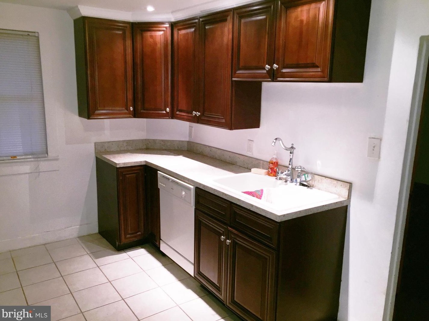 40 W Main St, Fawn Grove, PA 17321