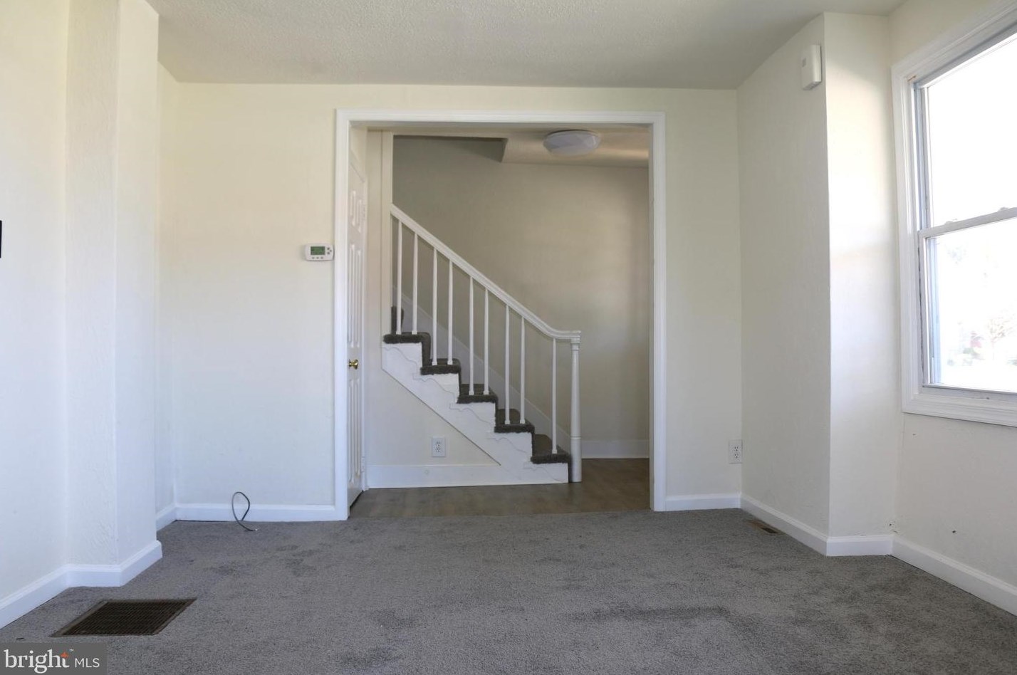 82 W Main St, Fawn Grove, PA 17321