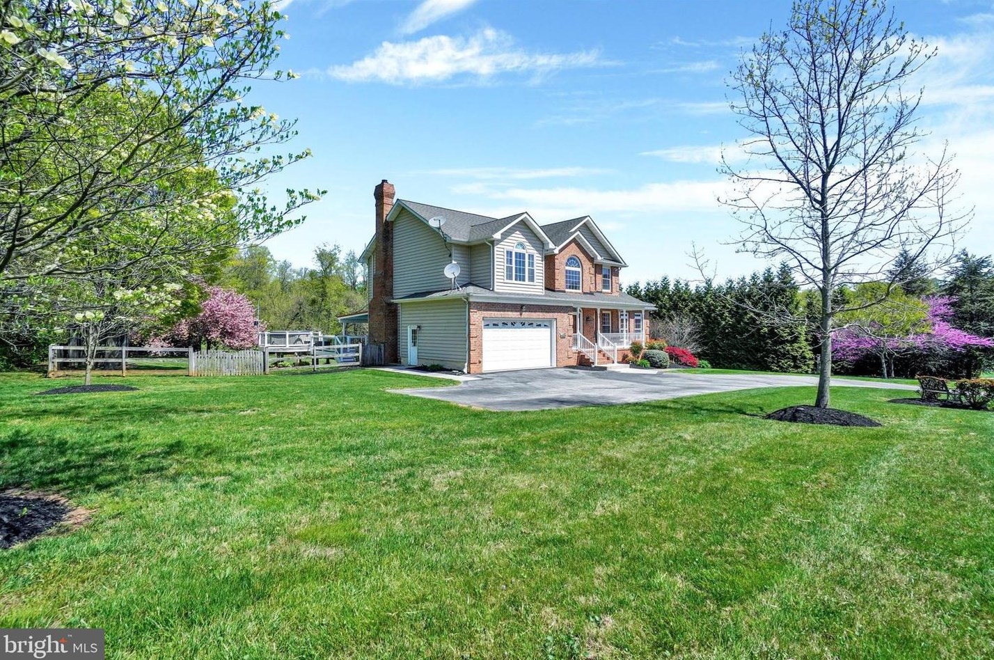4343 Ziegler Rd, Hametown, PA 17327