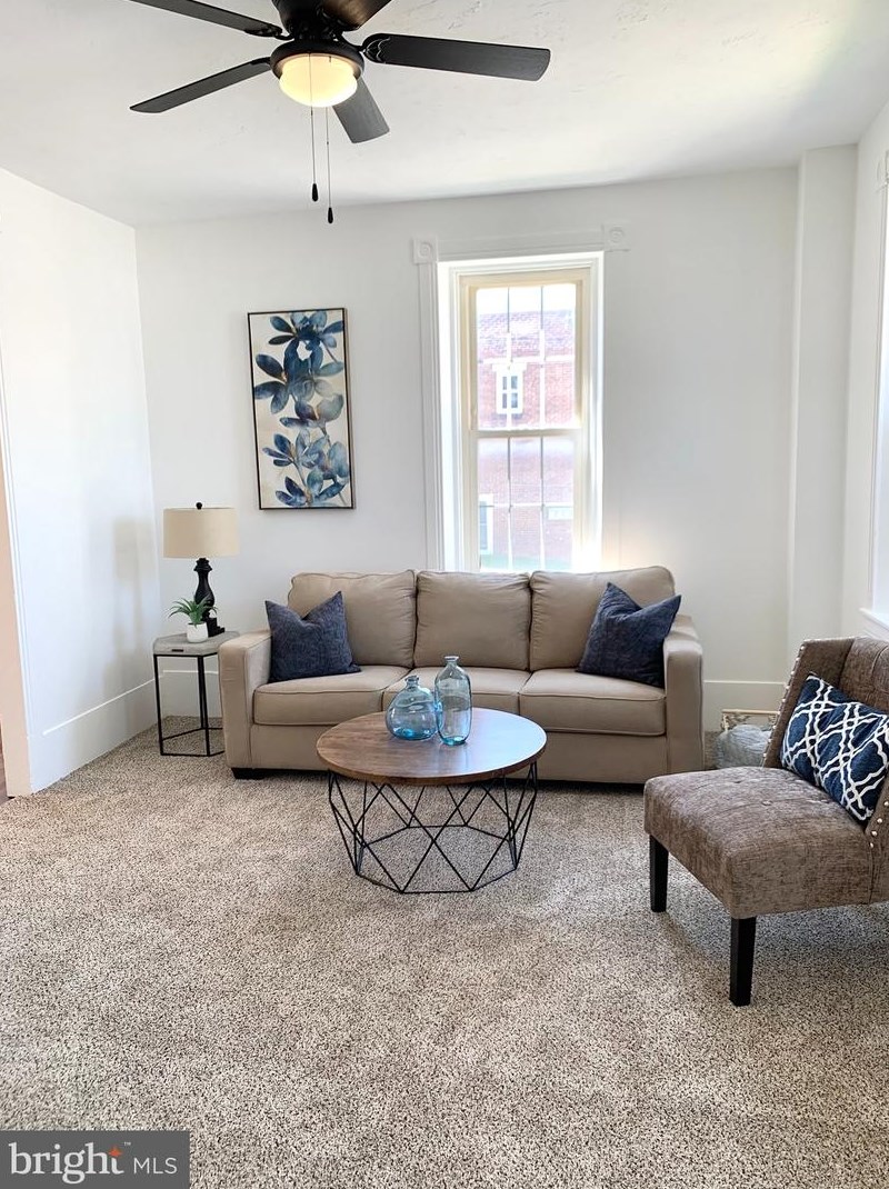 244 1st Ave, Red Lion, PA 17356