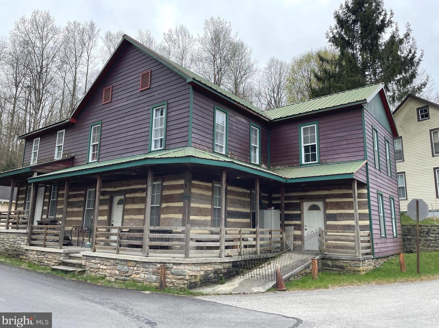 14766 Bonnair Rd, Hametown, PA 17327