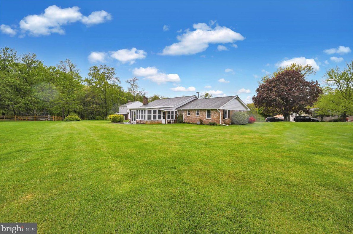 601 Wolsey Dr, Yoe, PA 17313-9771