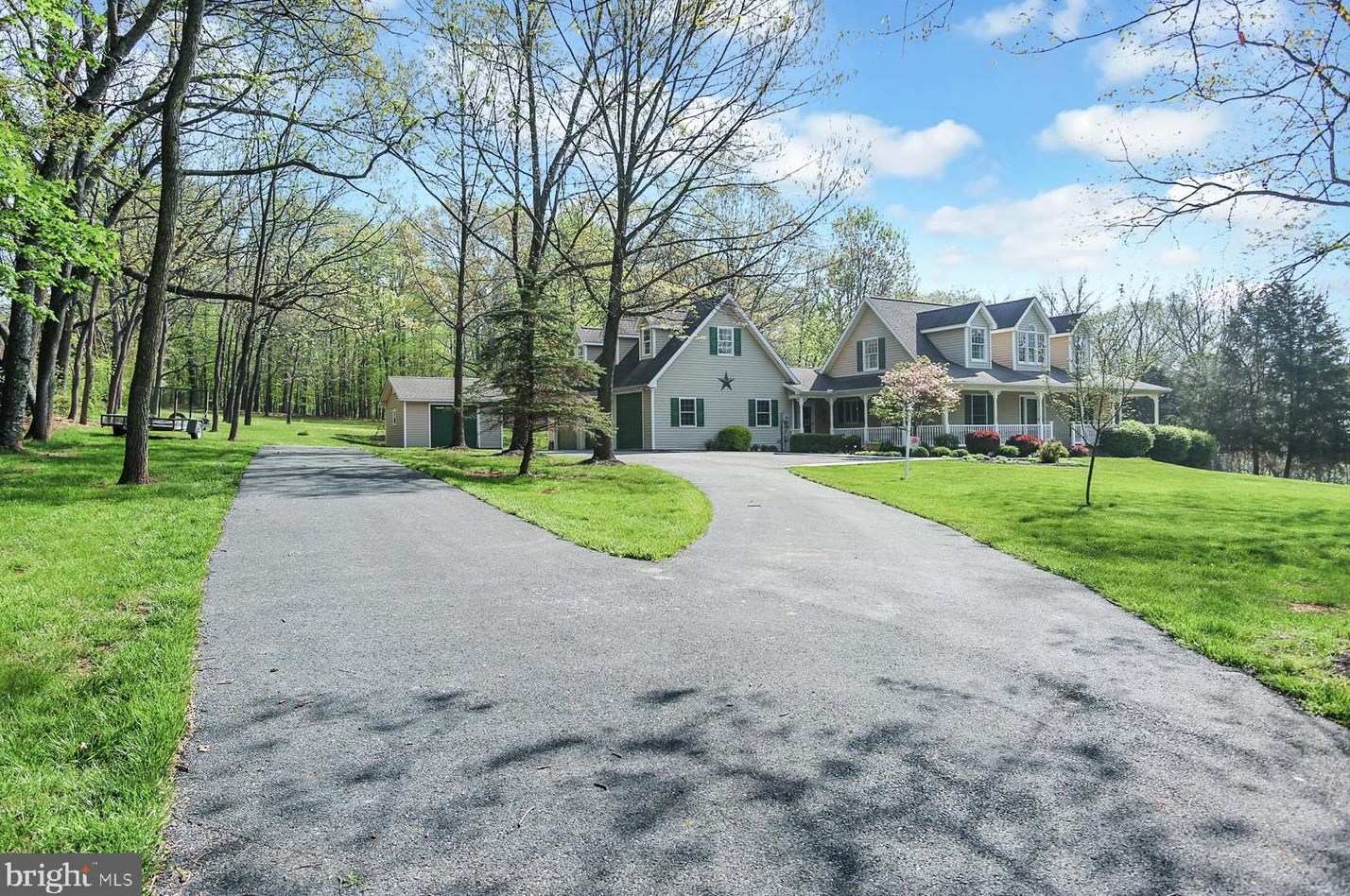 1325 County Line Rd, York Springs, PA 17372-9021
