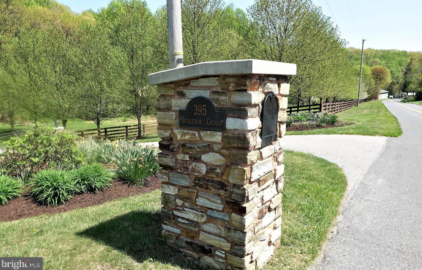 395 Bethlehem Church Rd, Red Lion, PA 17356