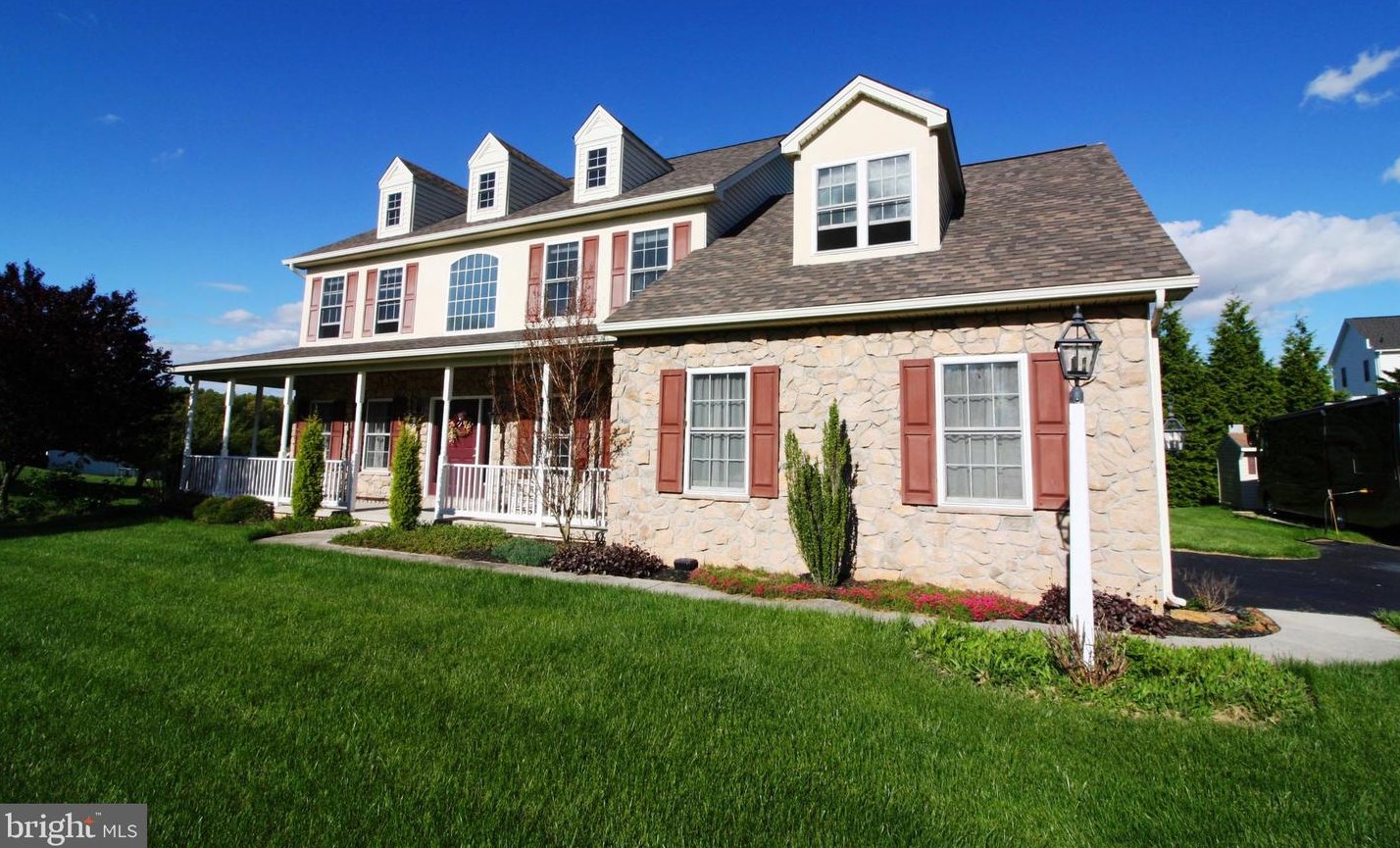 11 Devonshire Dr, Shrewsbury, PA 17361
