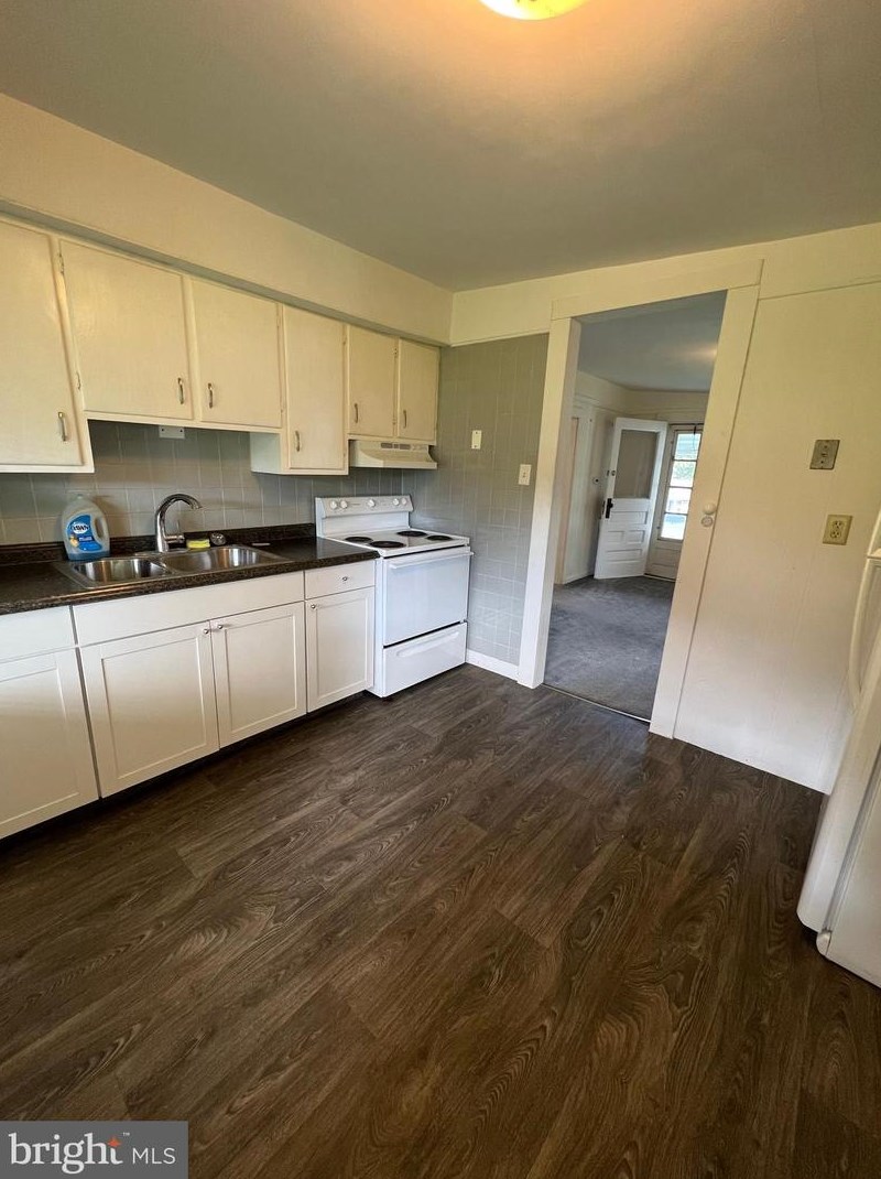 2136 Church Rd, York, PA 17408