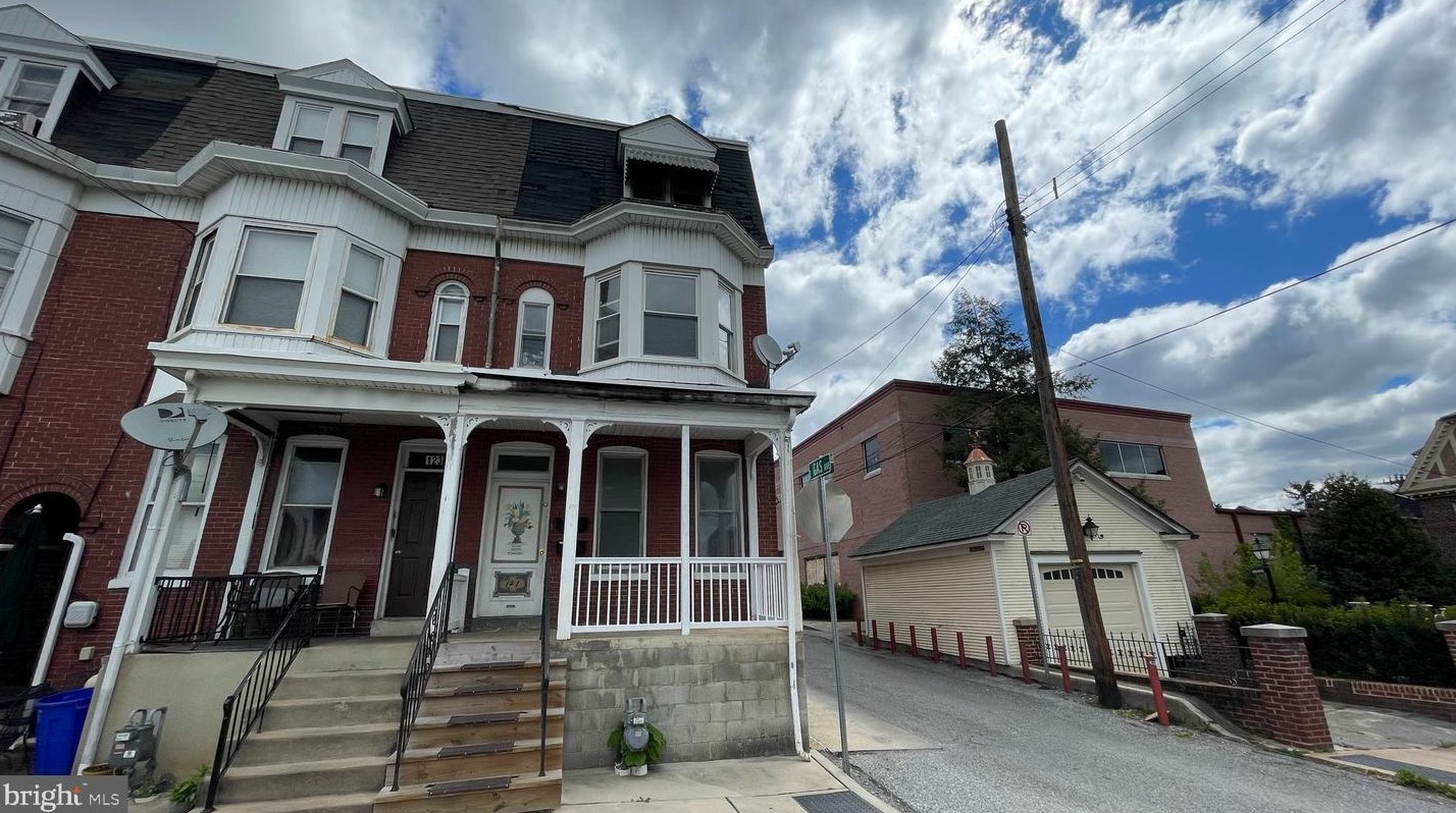 121 N State St, York, PA 17403