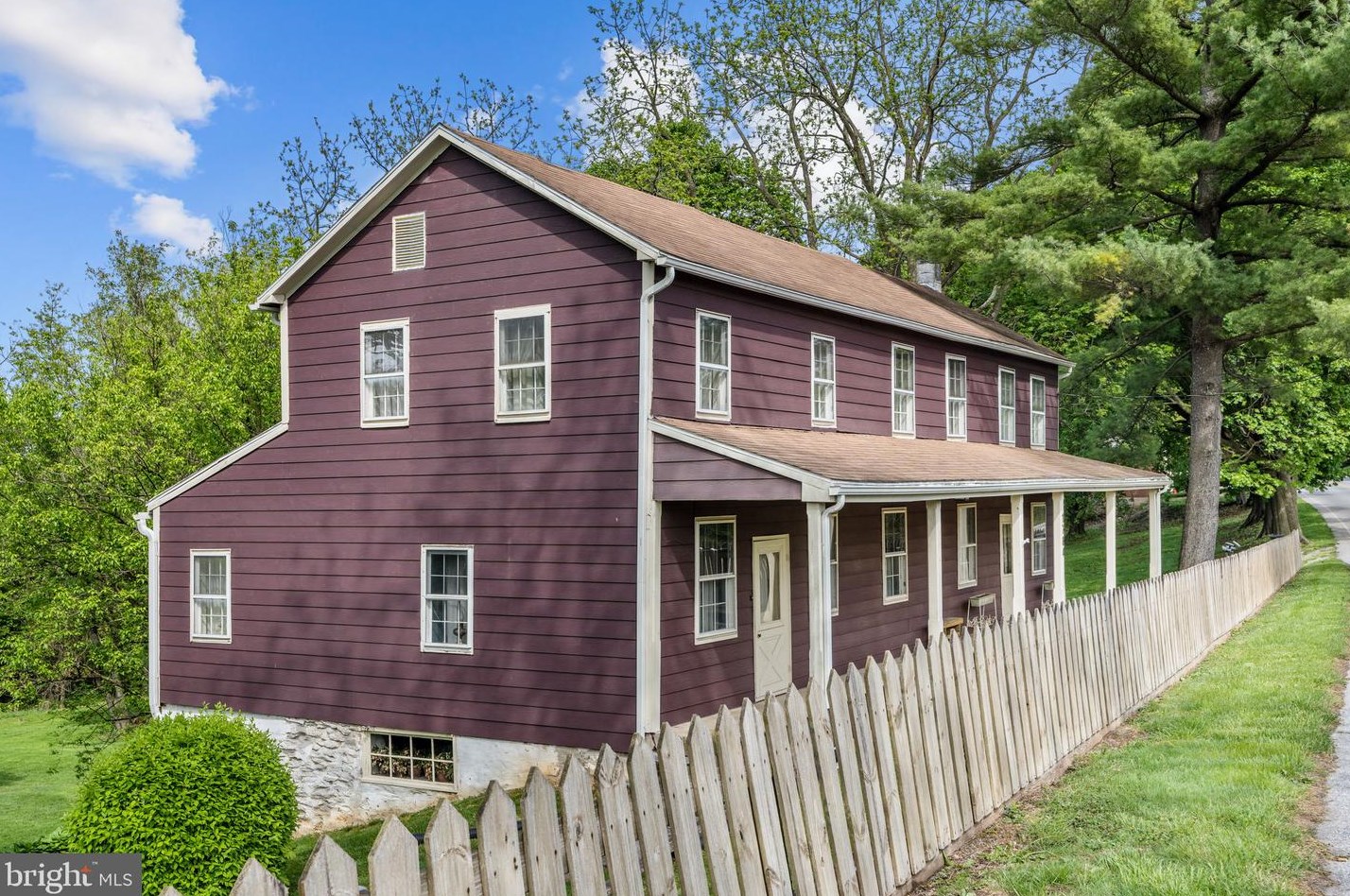 1784 Furnace Rd, Brogue, PA 17309