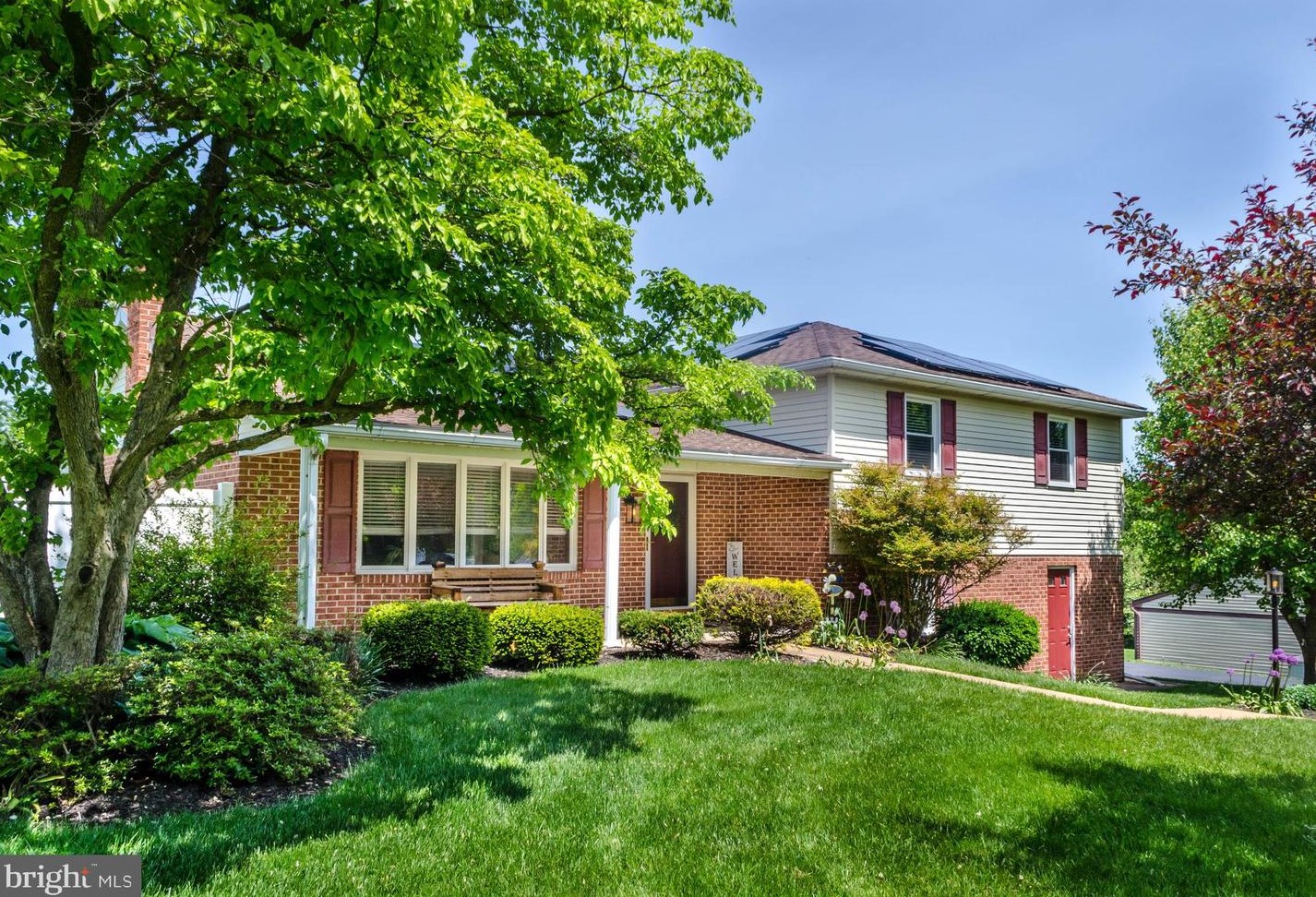 437 Dartha Dr, Yoe, PA 17313