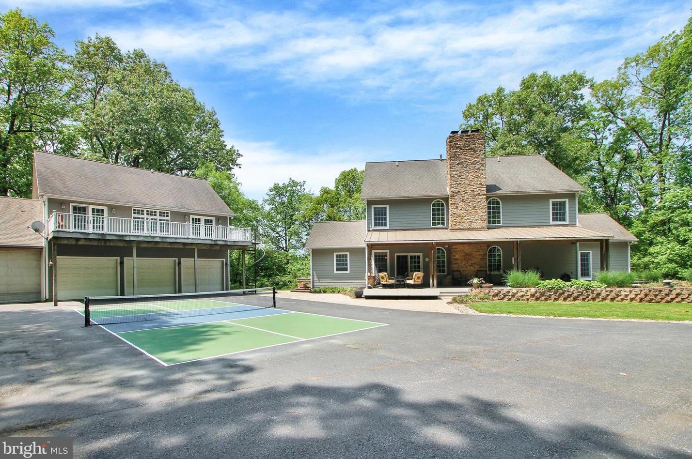 2964 Kitzmiller Rd, Brodbecks, PA 17329-9318