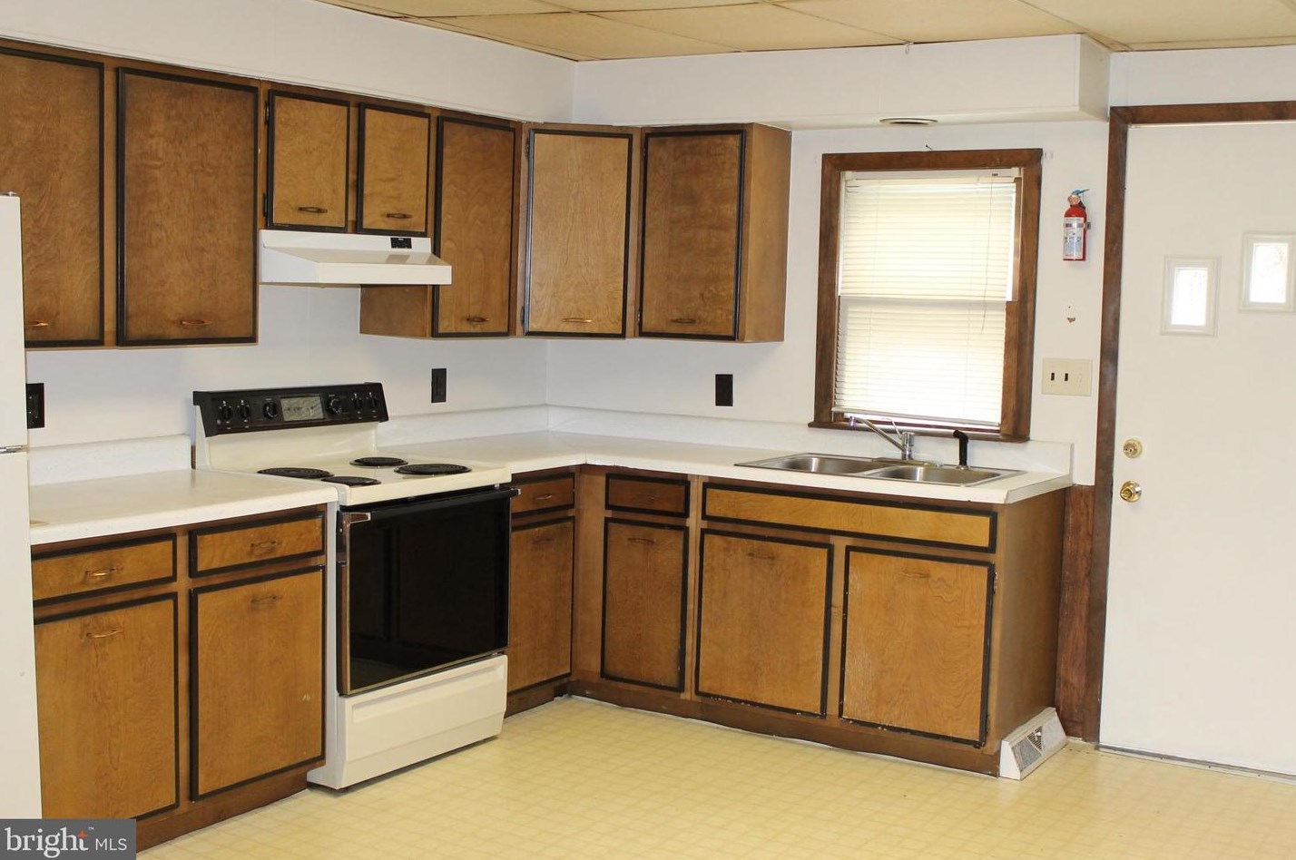 16 Winter Ave, Hametown, PA 17327
