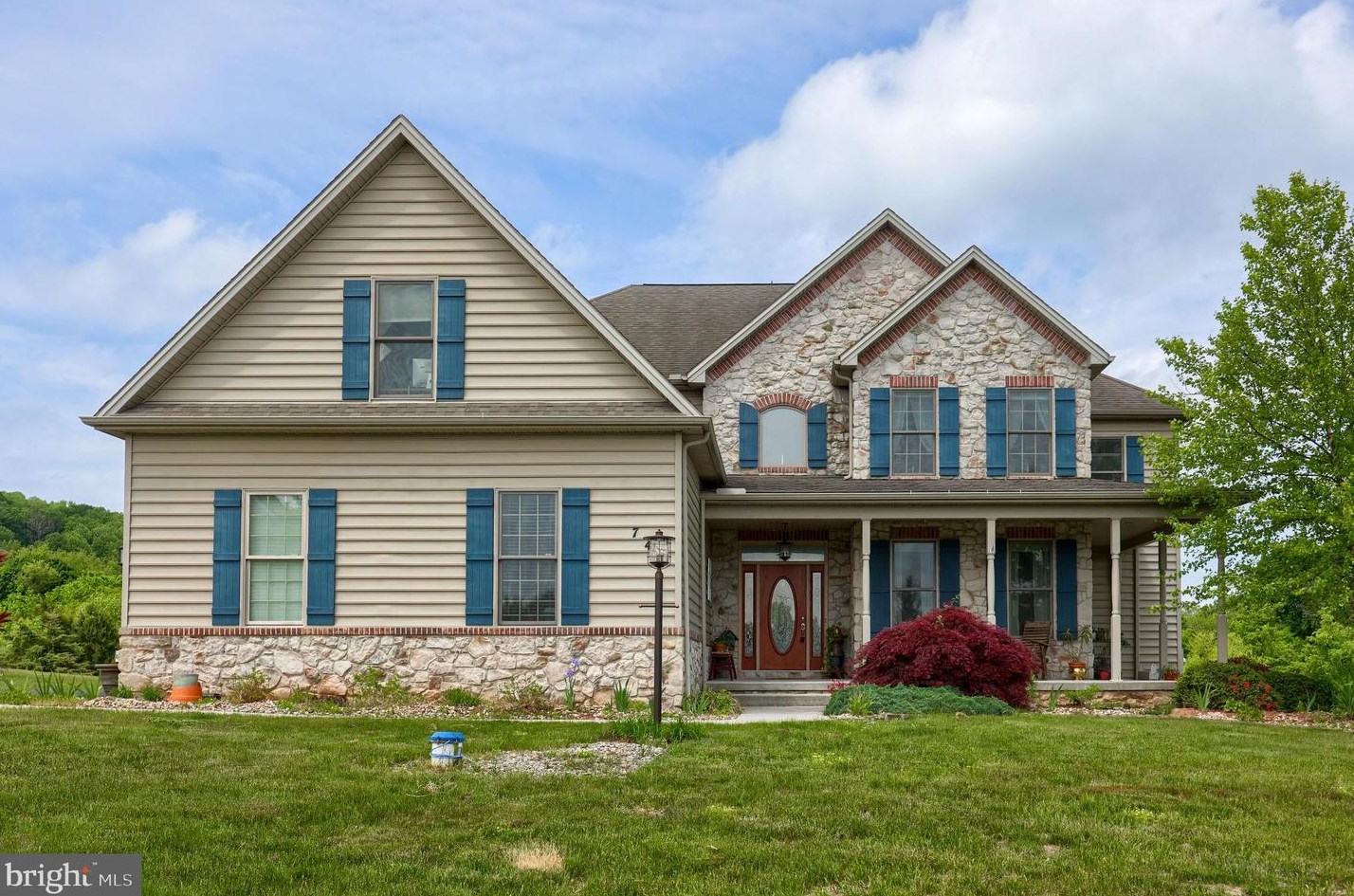 743 Maple Shade Dr, Alpine, PA 17339