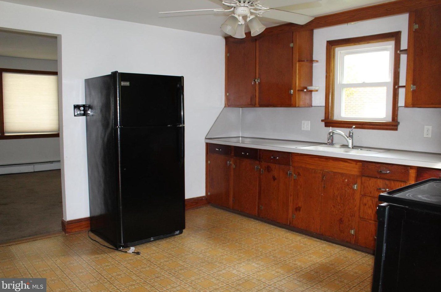 134 Manchester St, Hametown, PA 17327
