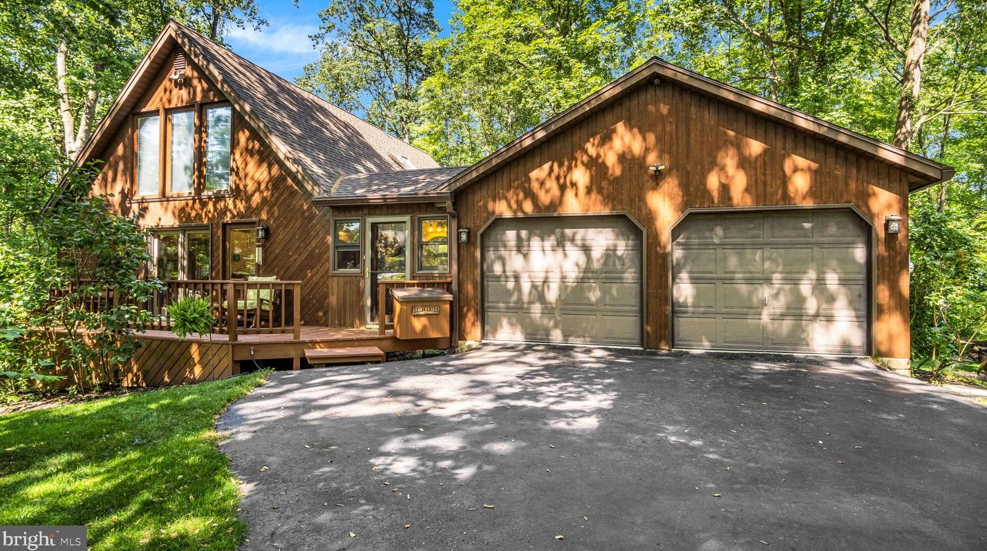 702 Winebary Cir, Alpine, PA 17339