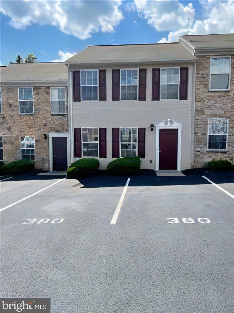 346 Cherry St #346, Red Lion, PA 17356